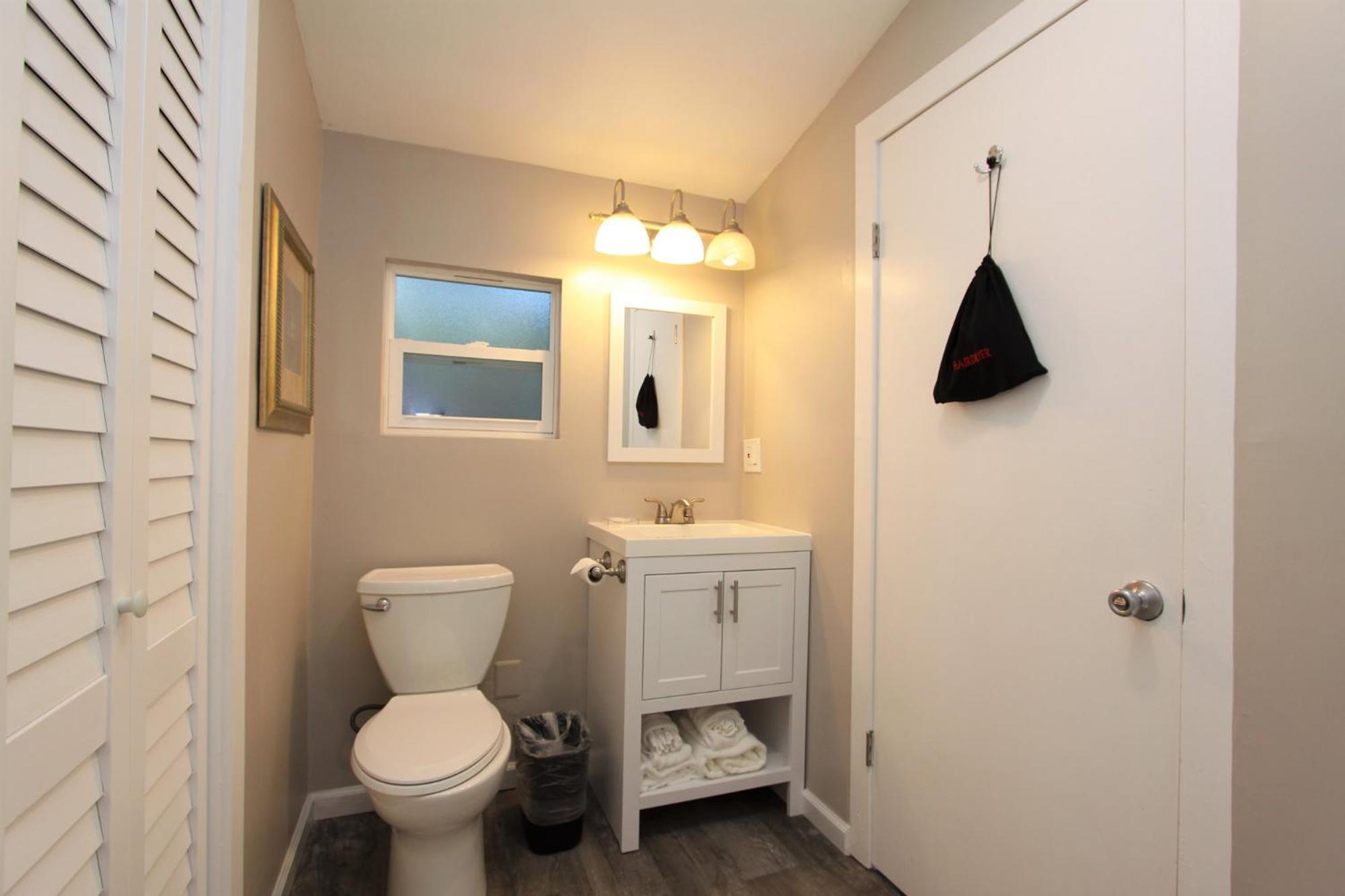 Standard Queen Room