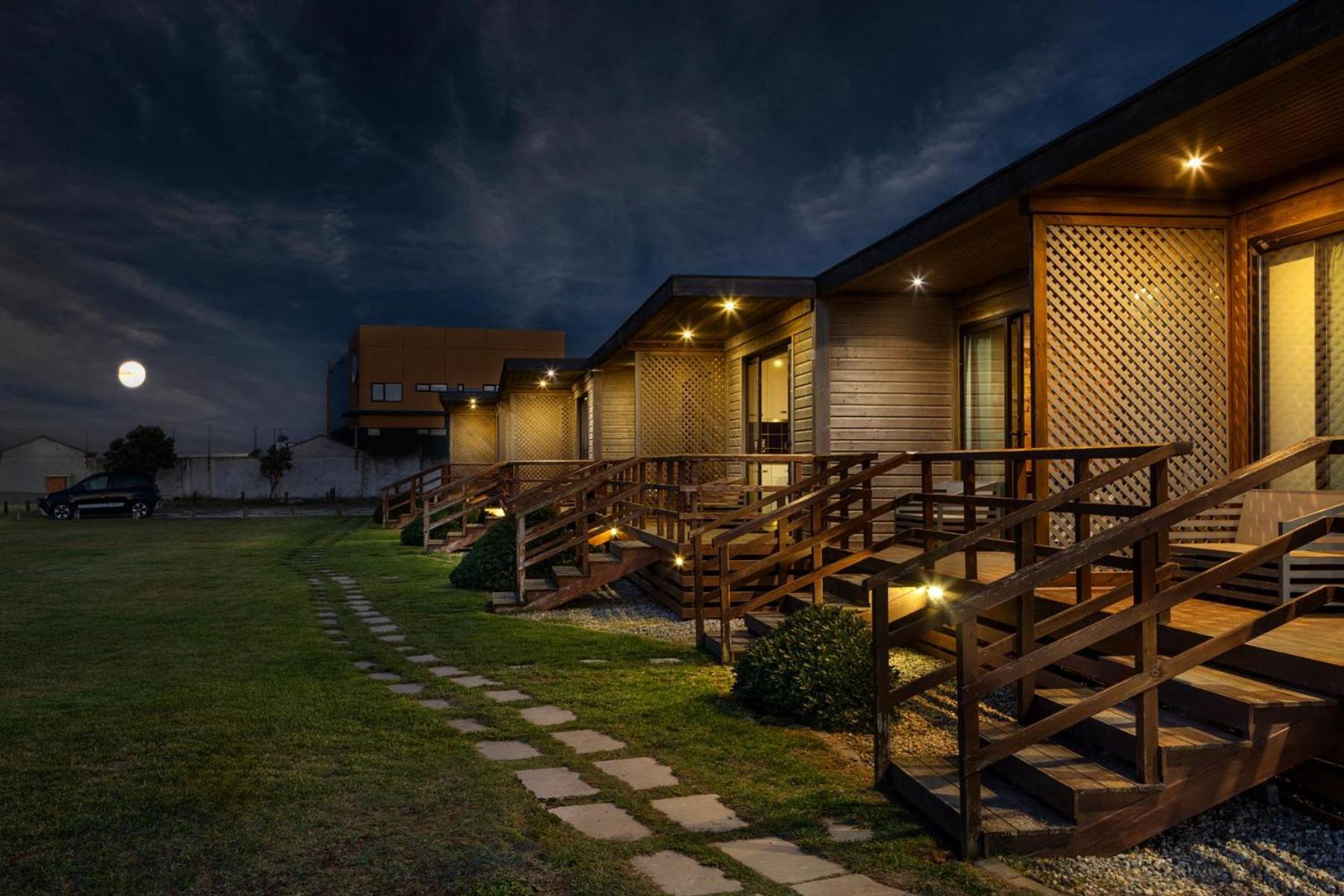 Premium Bungalow