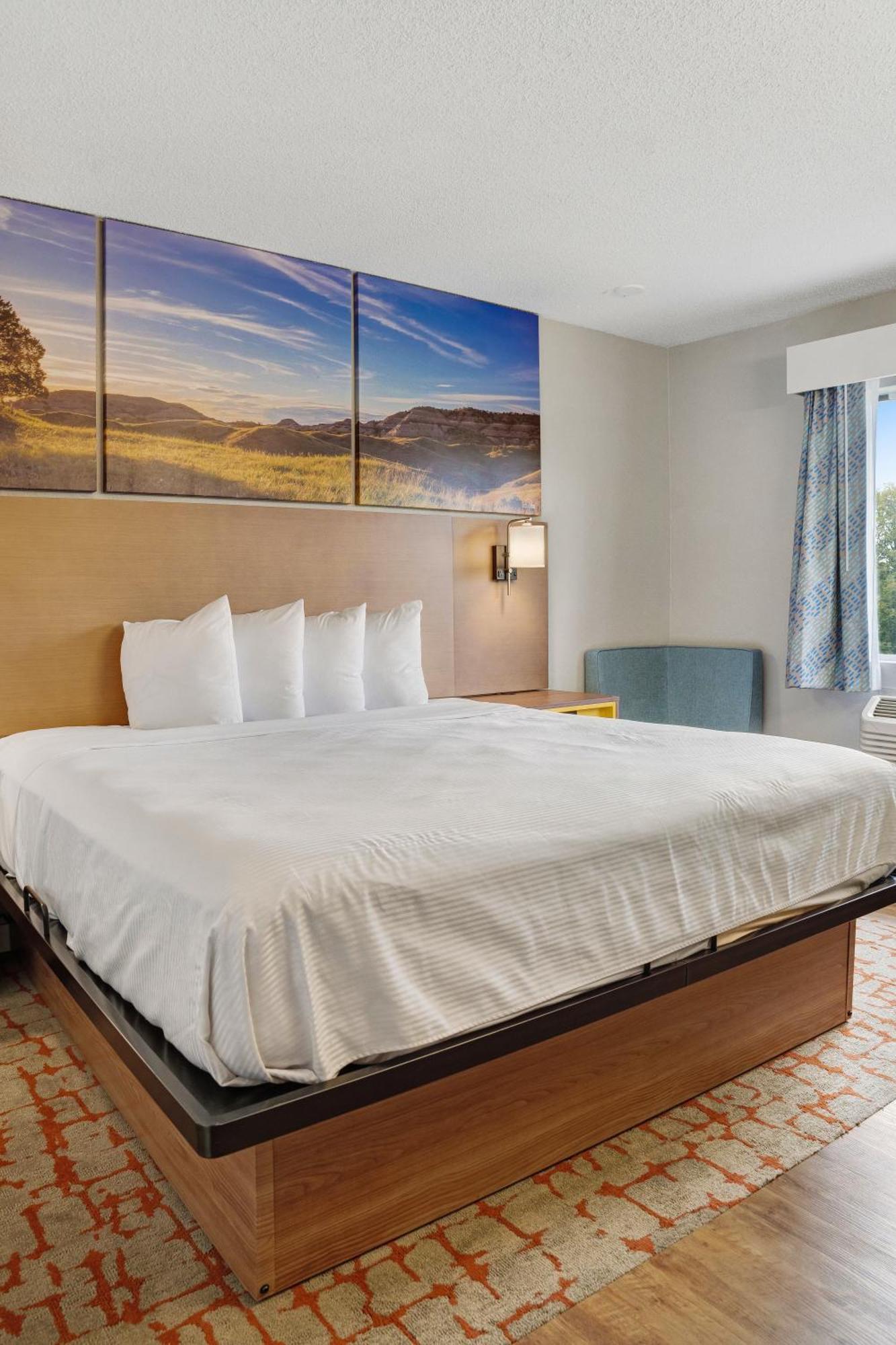 Deluxe King Room