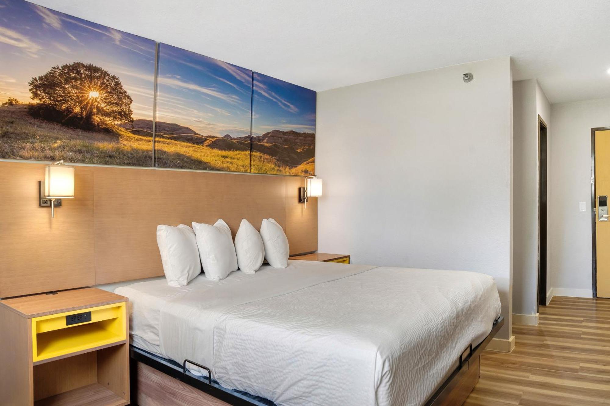 Deluxe King Room
