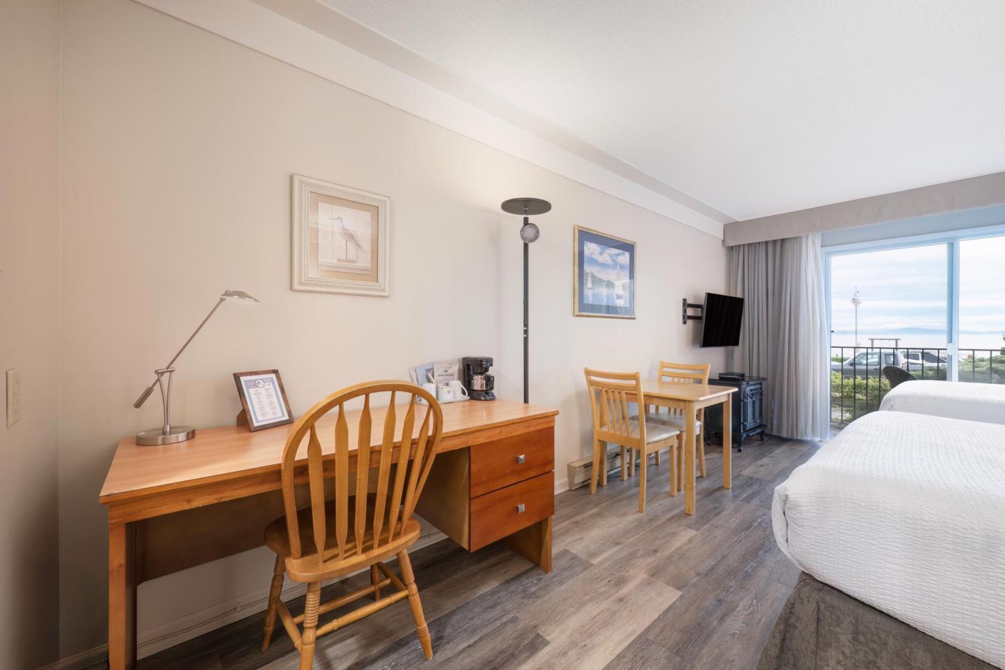 Queen Room Sea View