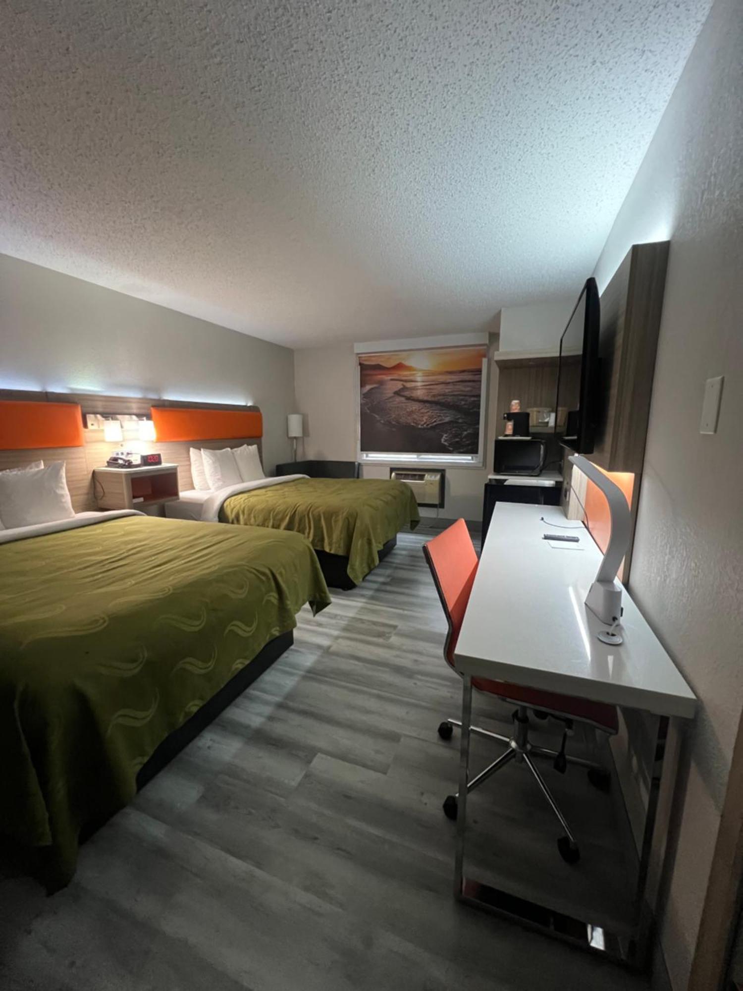 Queen Room with Two Queen Beds - Non-Smoking