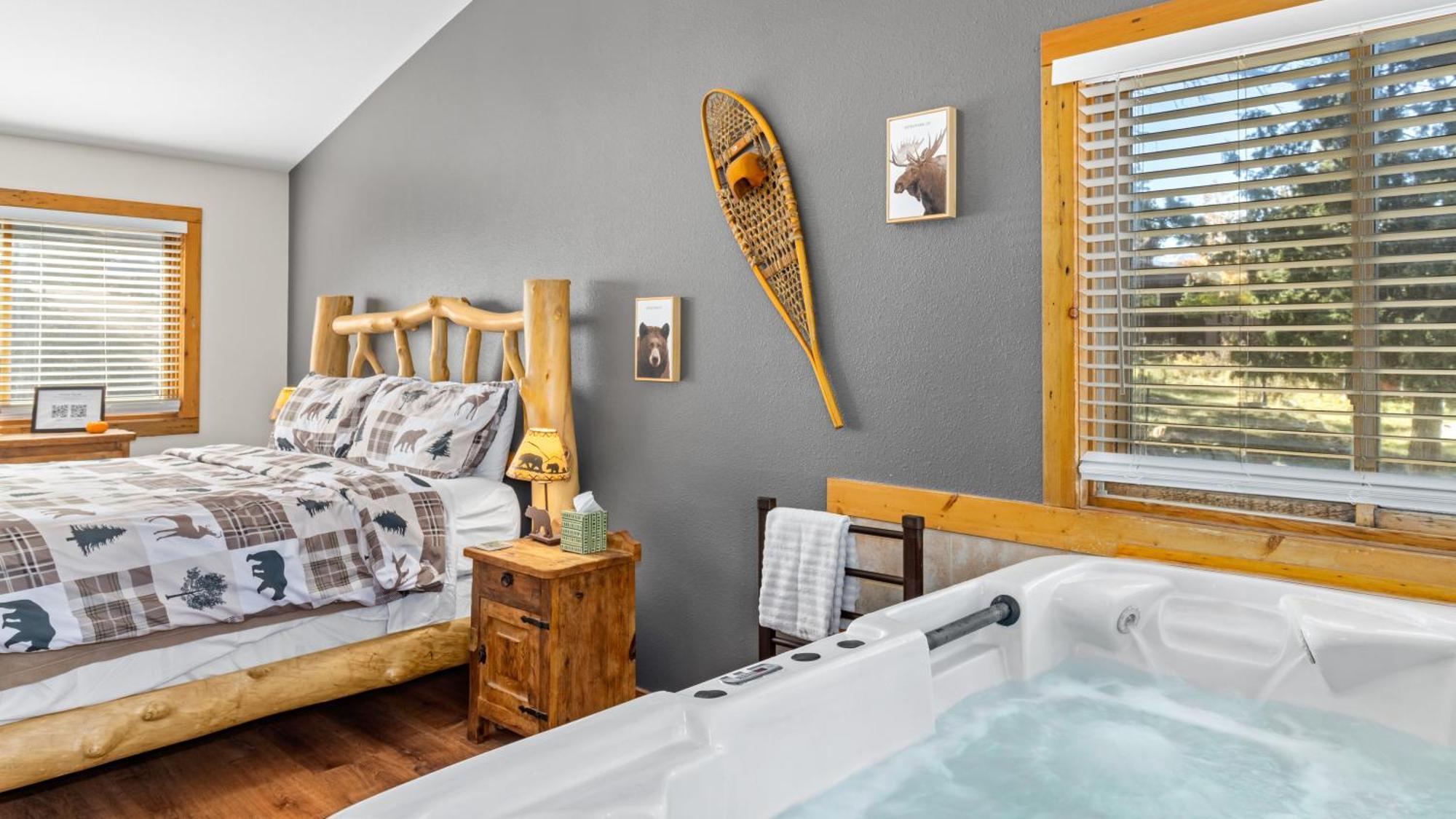 Cottage Hot Tub #5