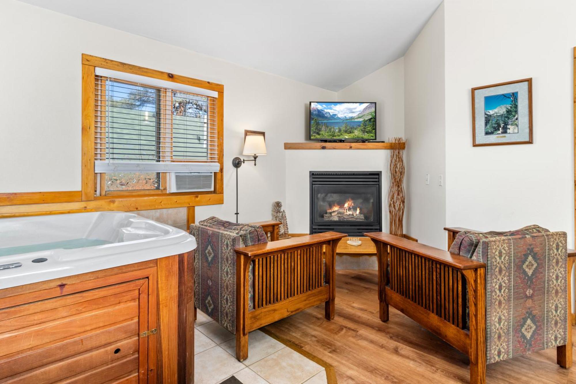 Cottage Hot Tub #5