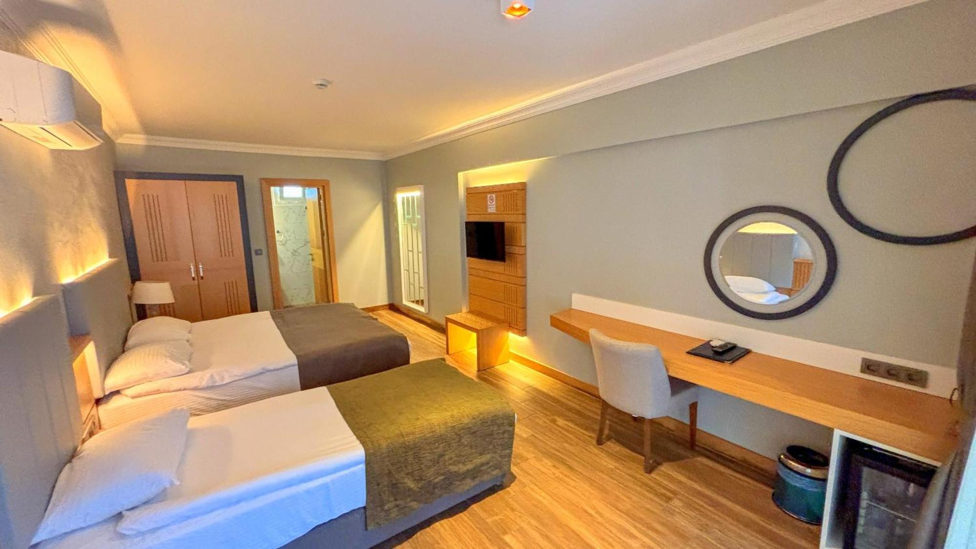 Superior Triple Room