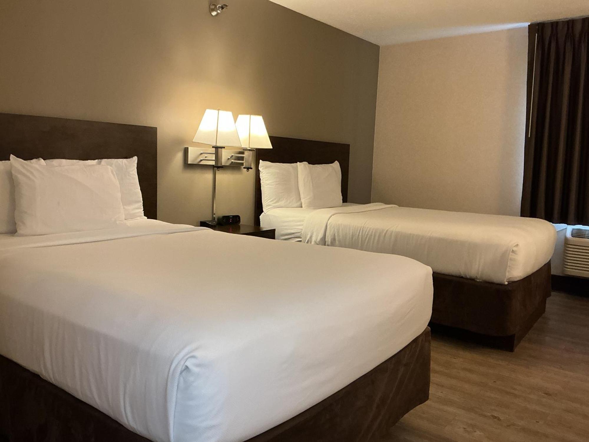 Standard Double Room Two Double Beds Non-Smoking