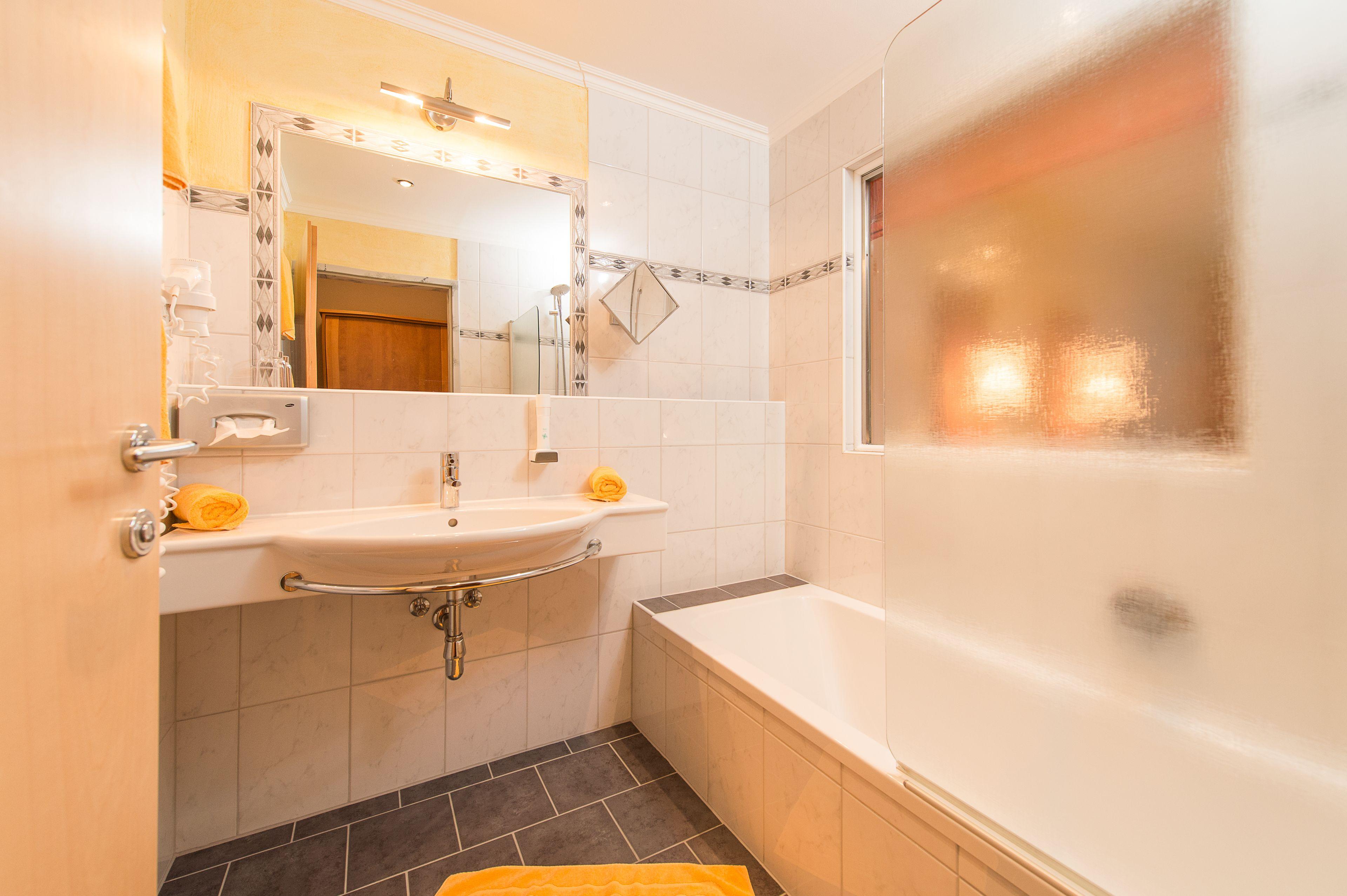Family Room Bath
