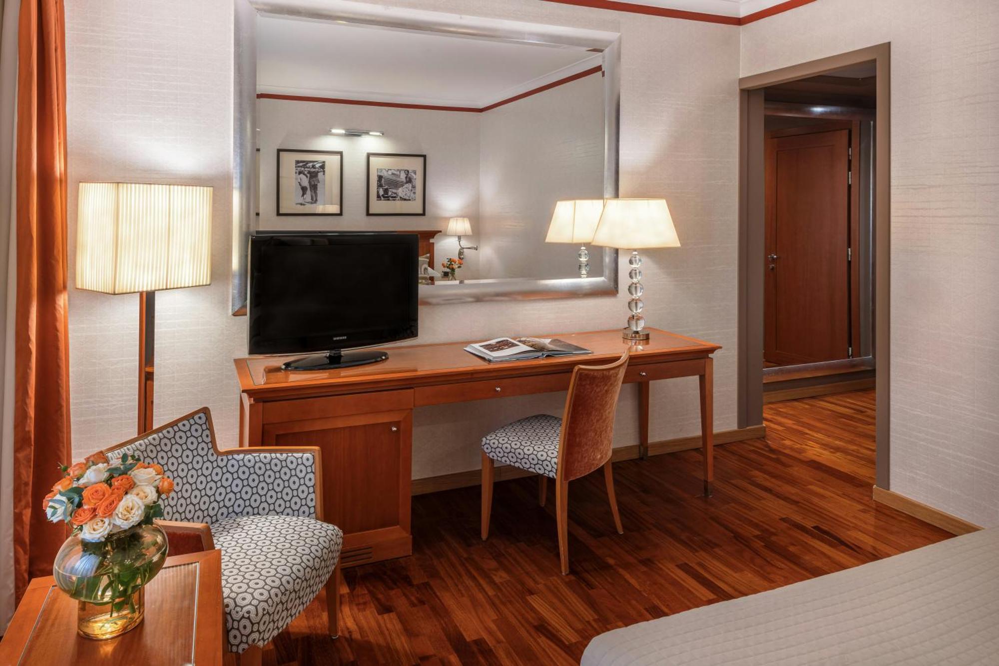 Deluxe Double or Twin Room