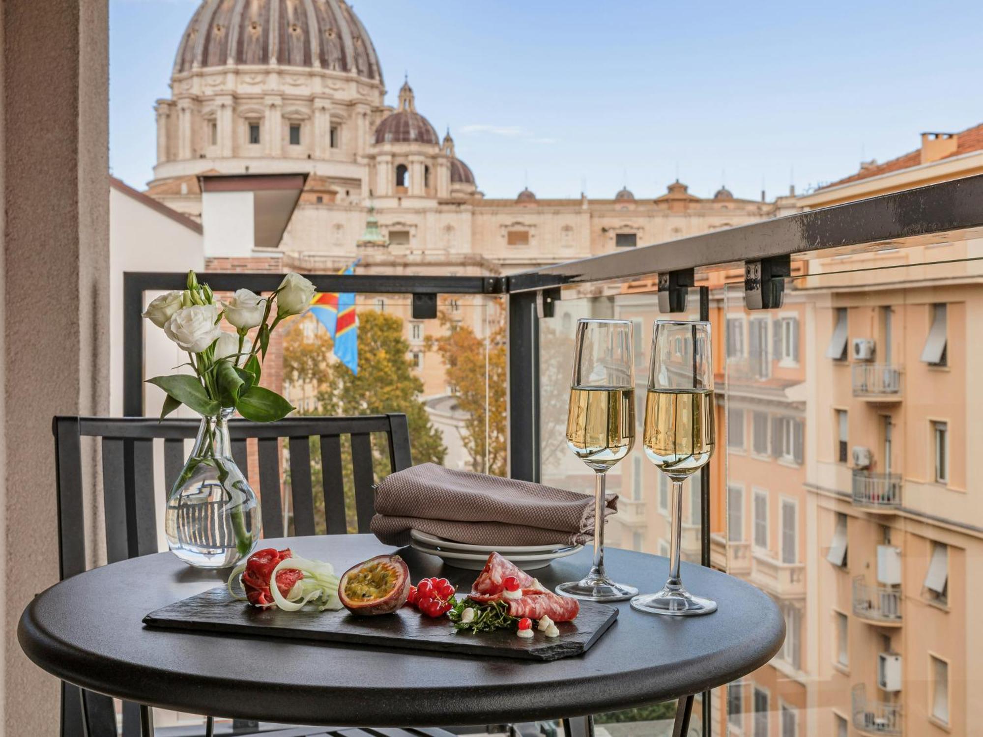 Deluxe Double or Twin Room Balcony