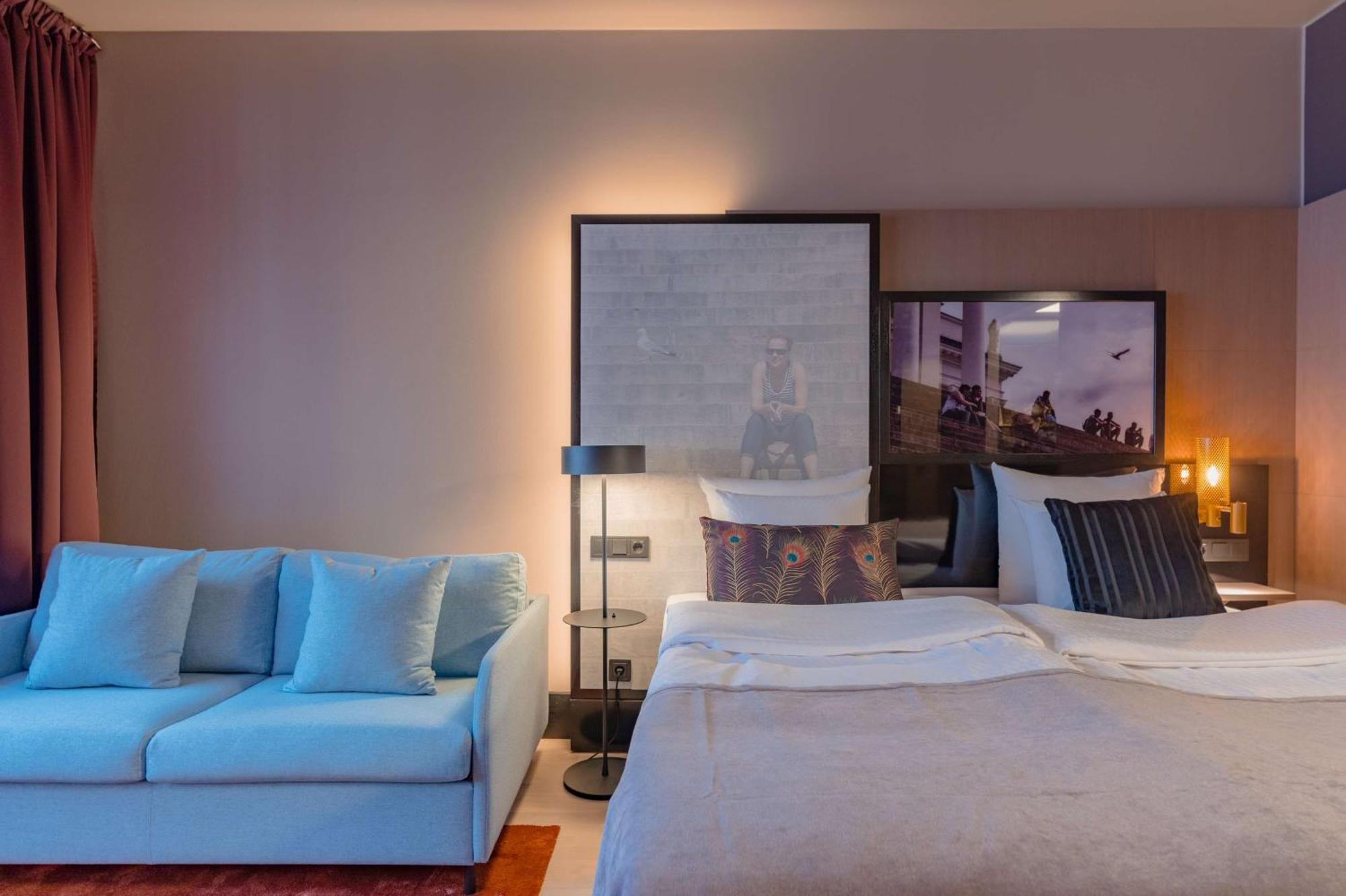 Standard Family Room