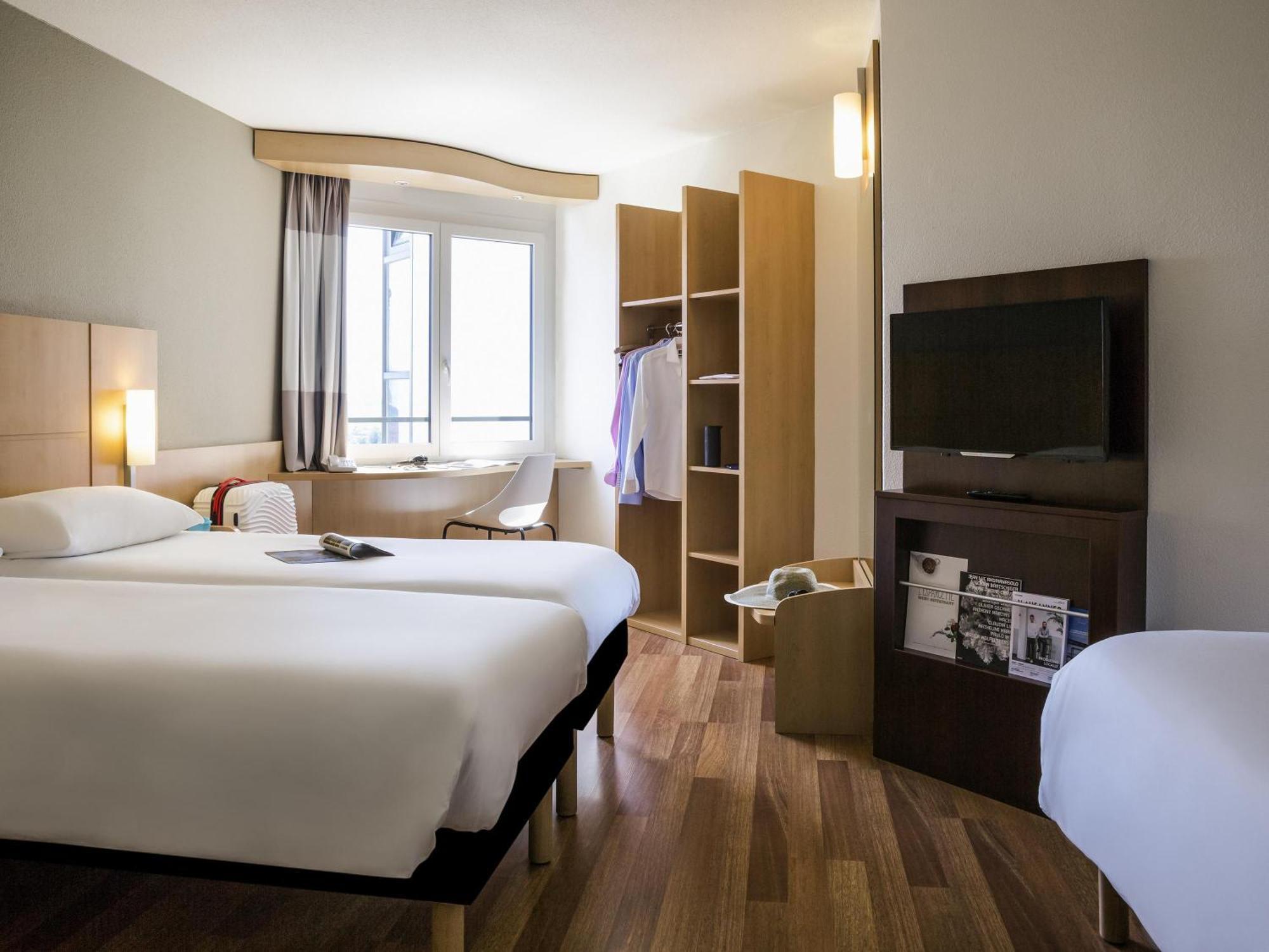 Standard Triple Room There Single Beds