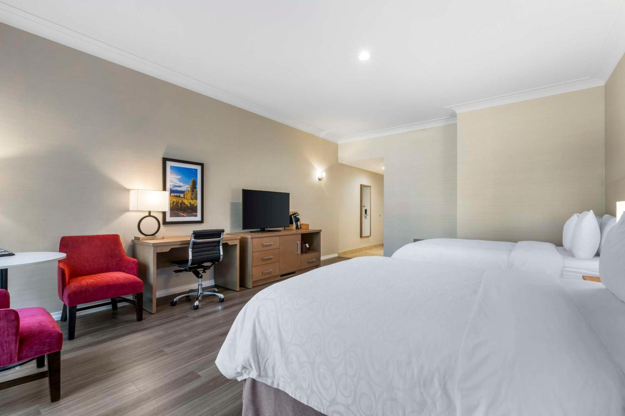 Queen Room Two Queen Beds Balcony