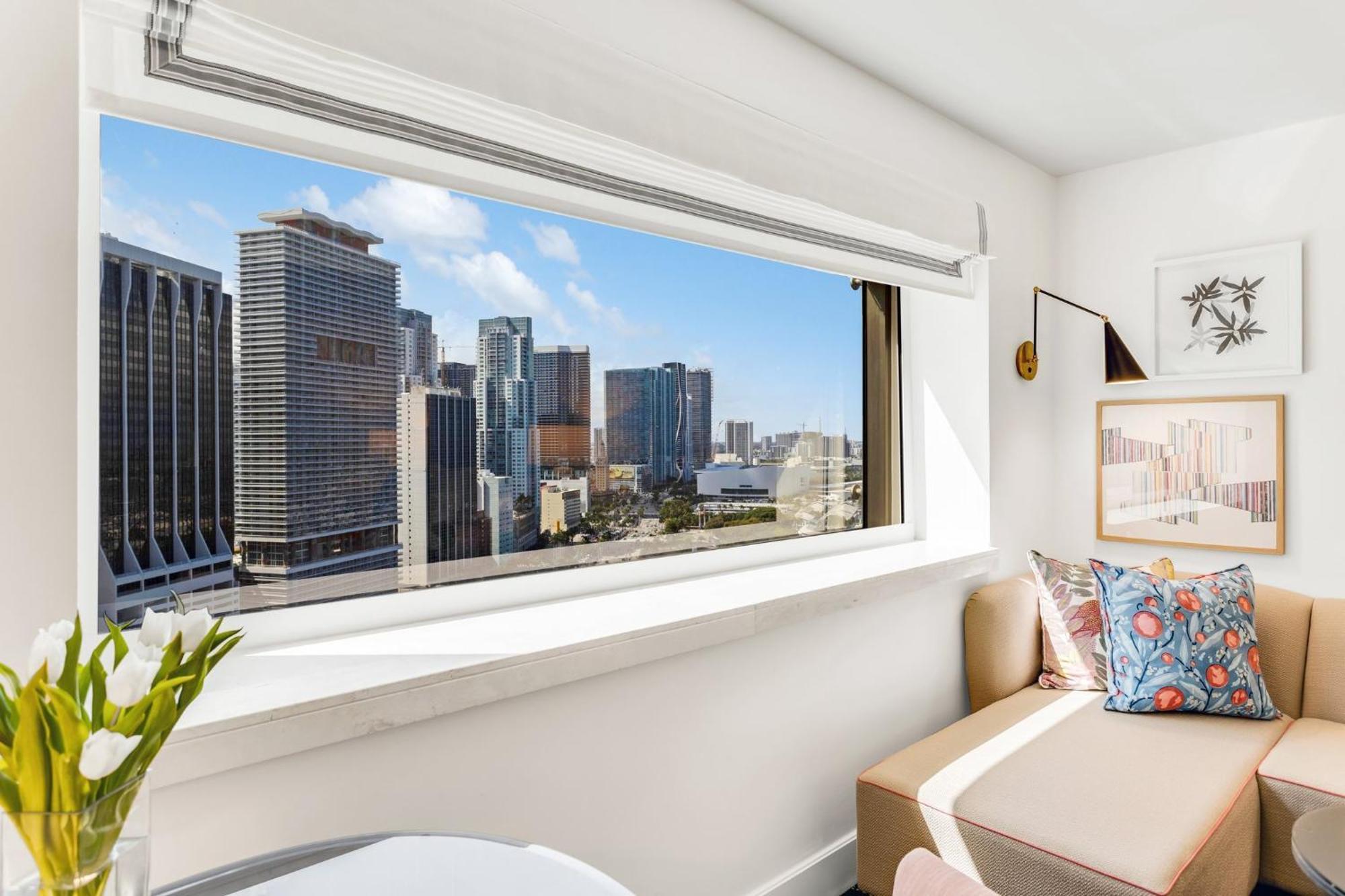 Classic King Room Skyline view