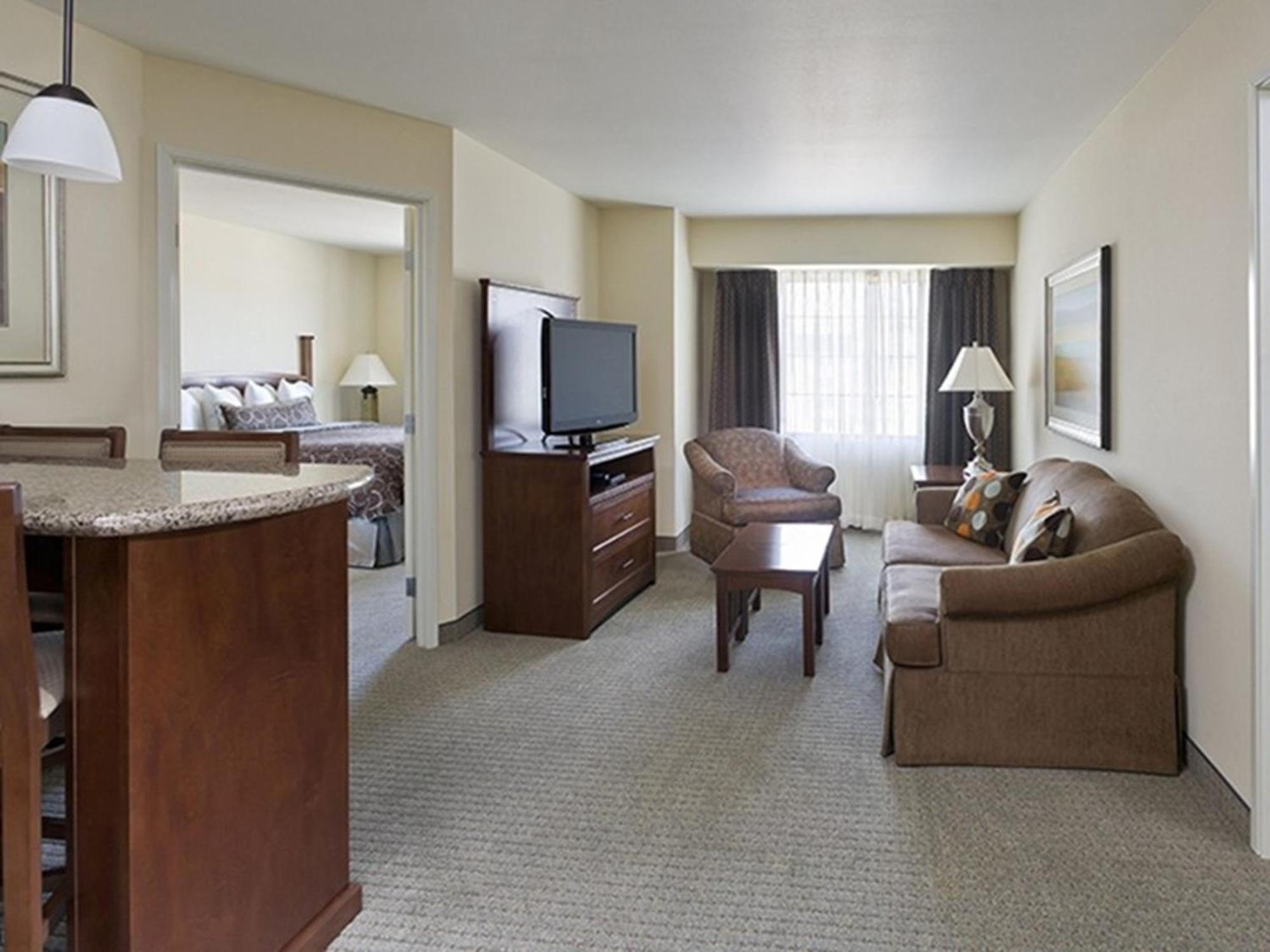 Queen Studio Suite