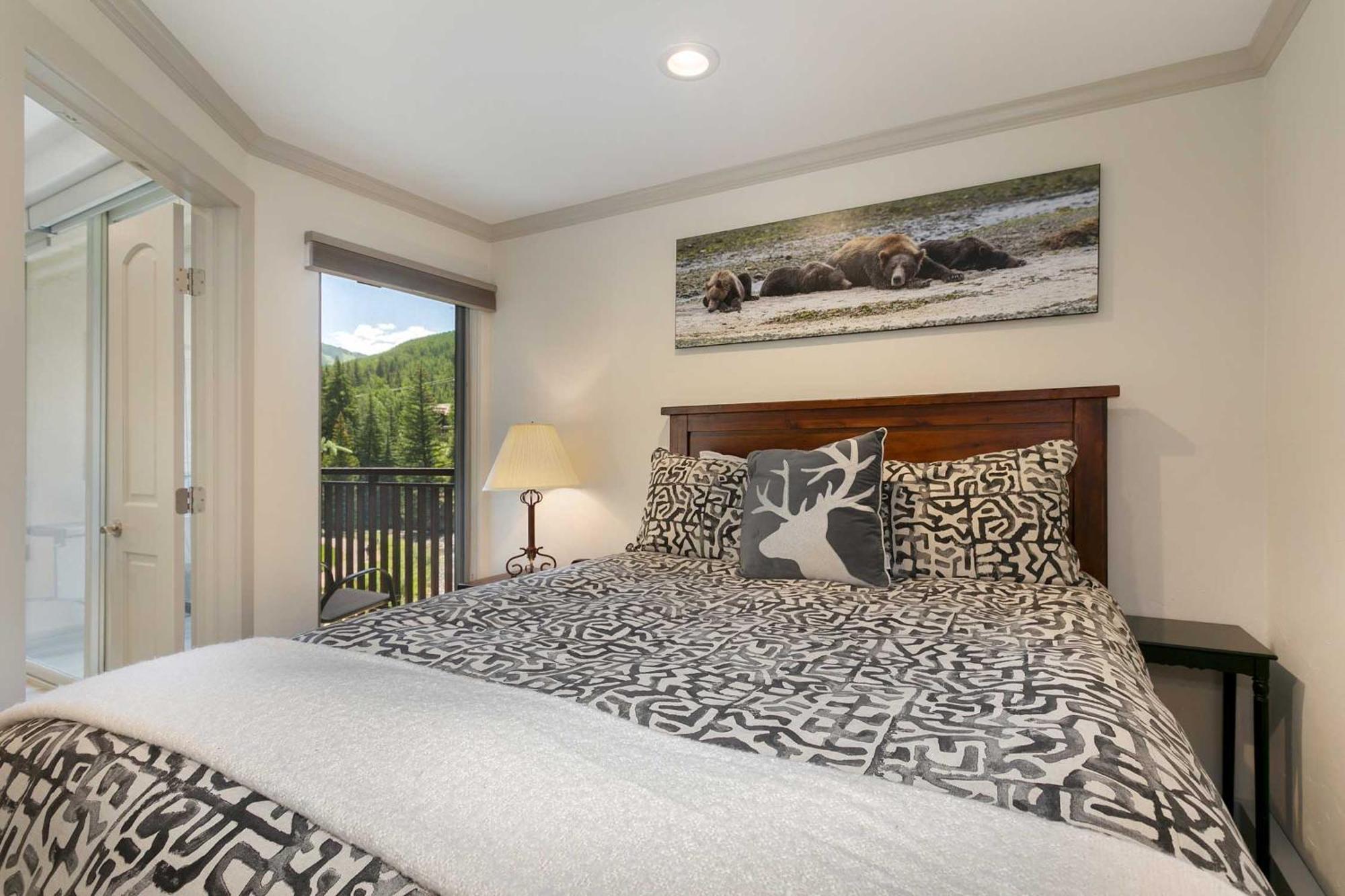 Superior One-Bedroom Apartment Balcony