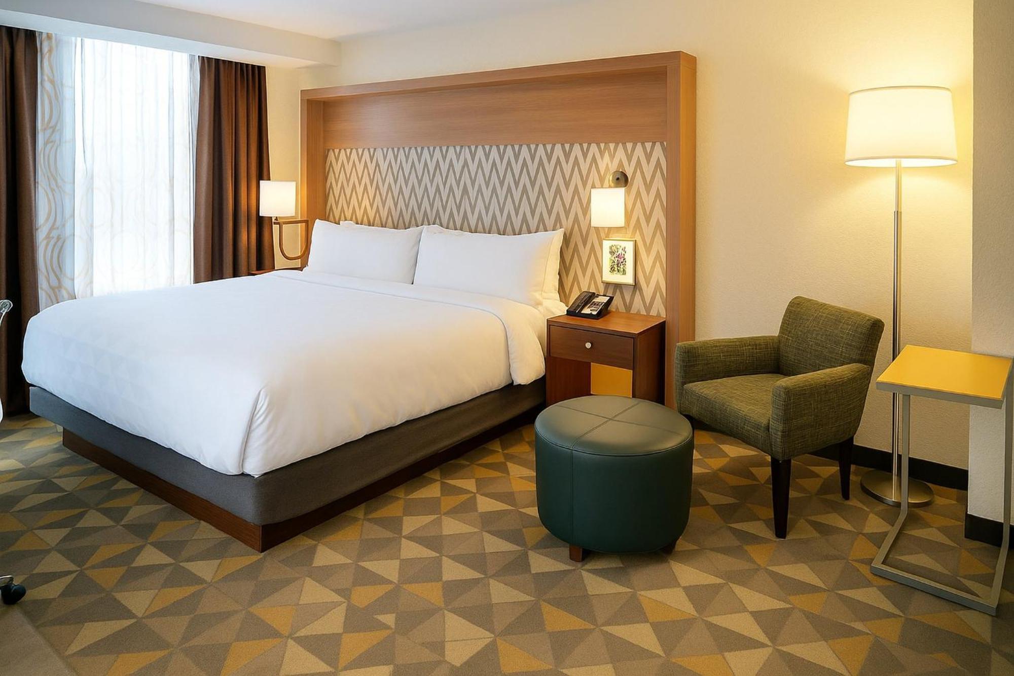Superior King Room