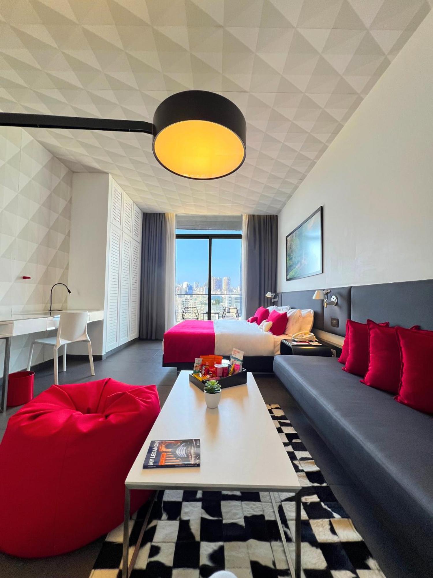 Premium Room