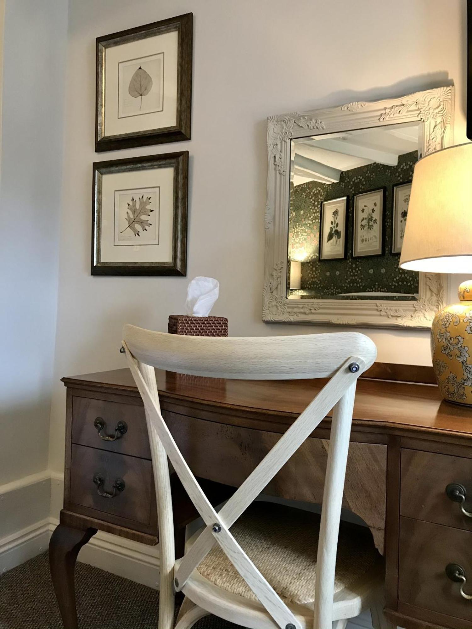 Double Room Private Bathroom