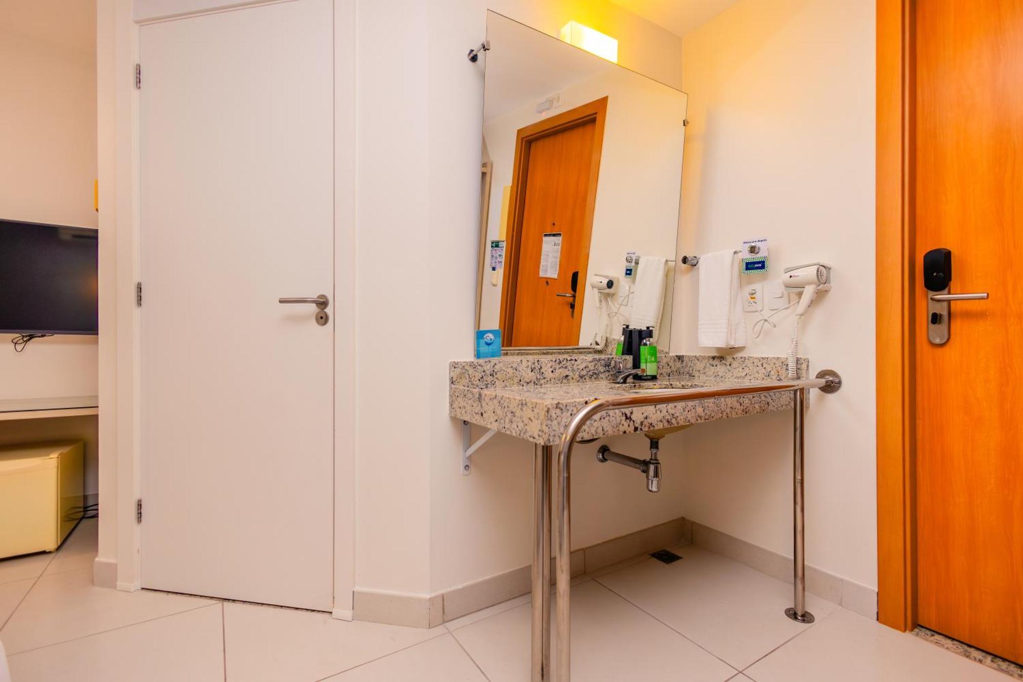 Apartment Accessible