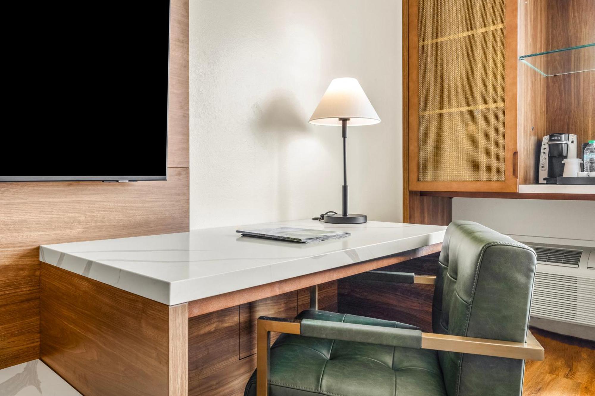 Resort Side King Room