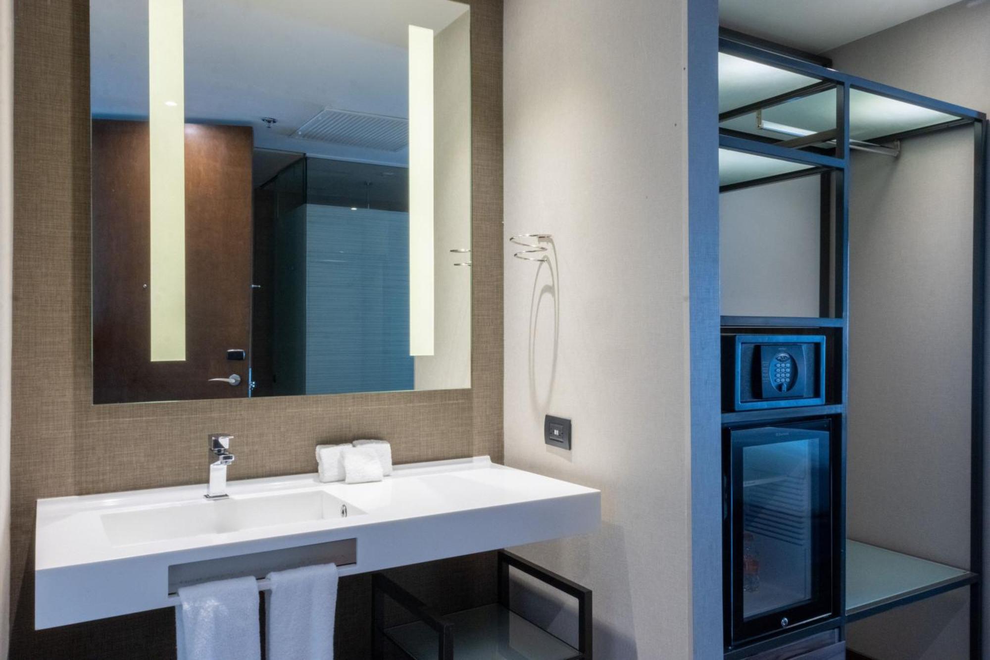 Lifestyle King Size Room