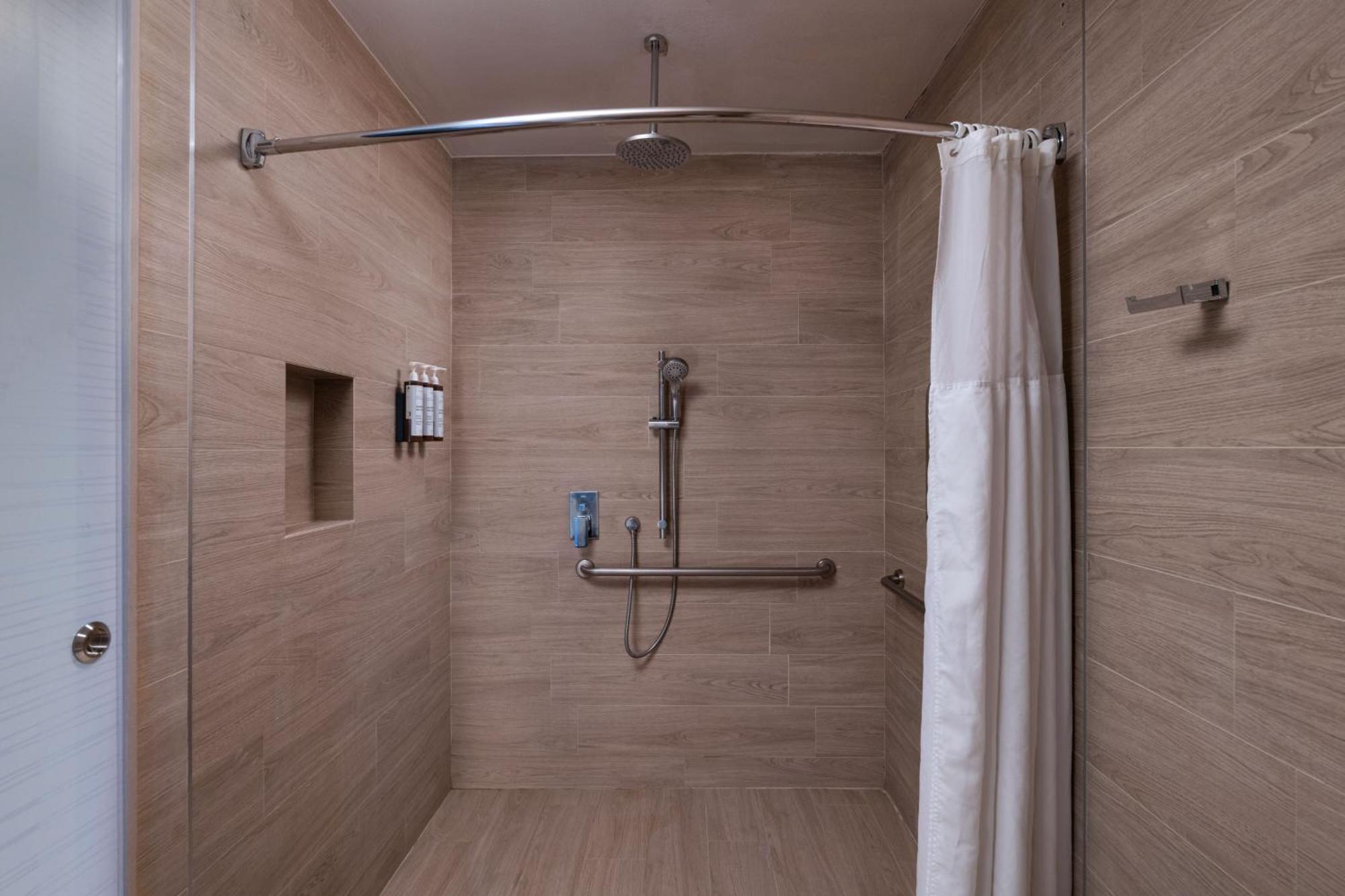 Lifestyle King Size Room