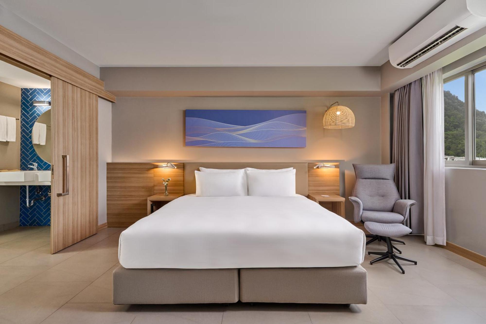 Two-Bedroom Suite One Double Two Single Beds