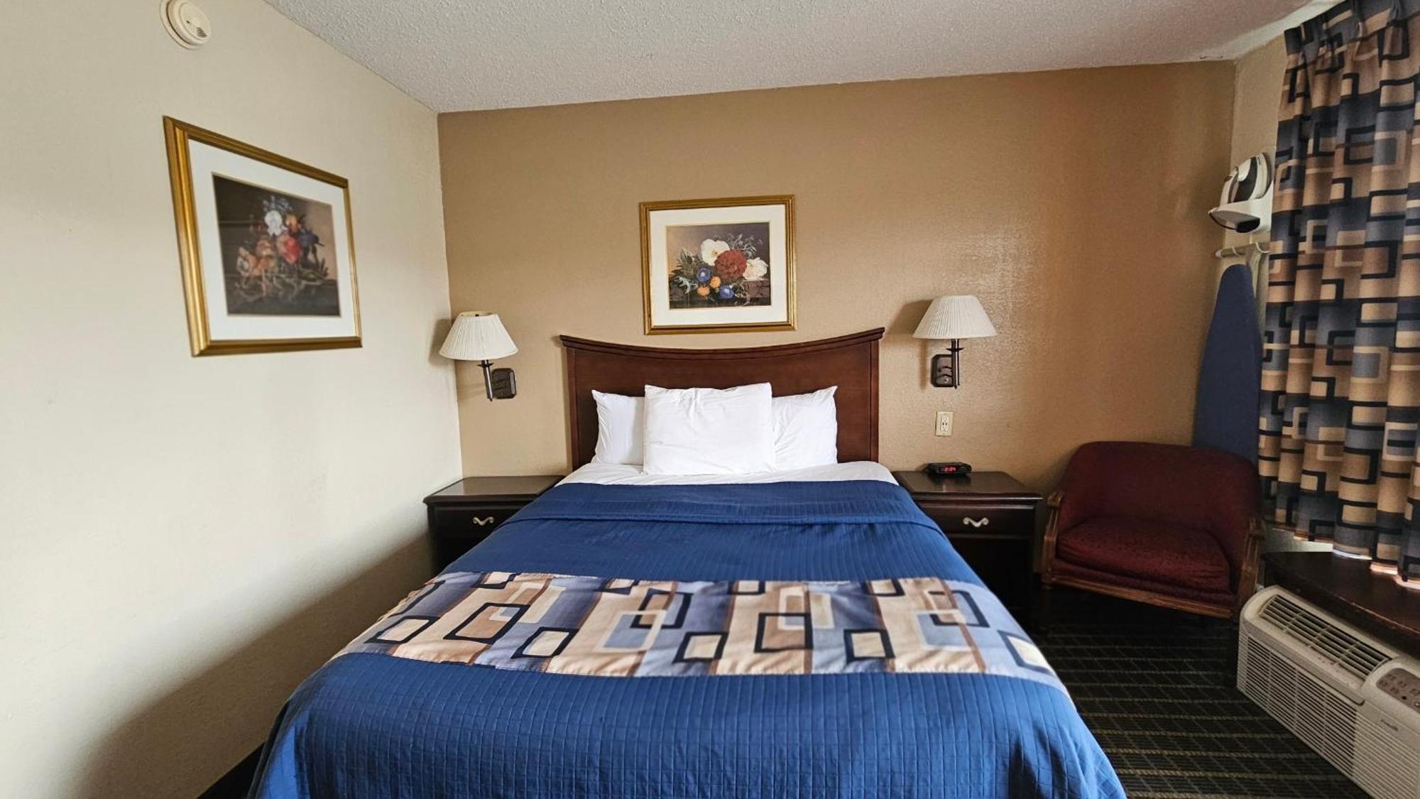 Queen Room