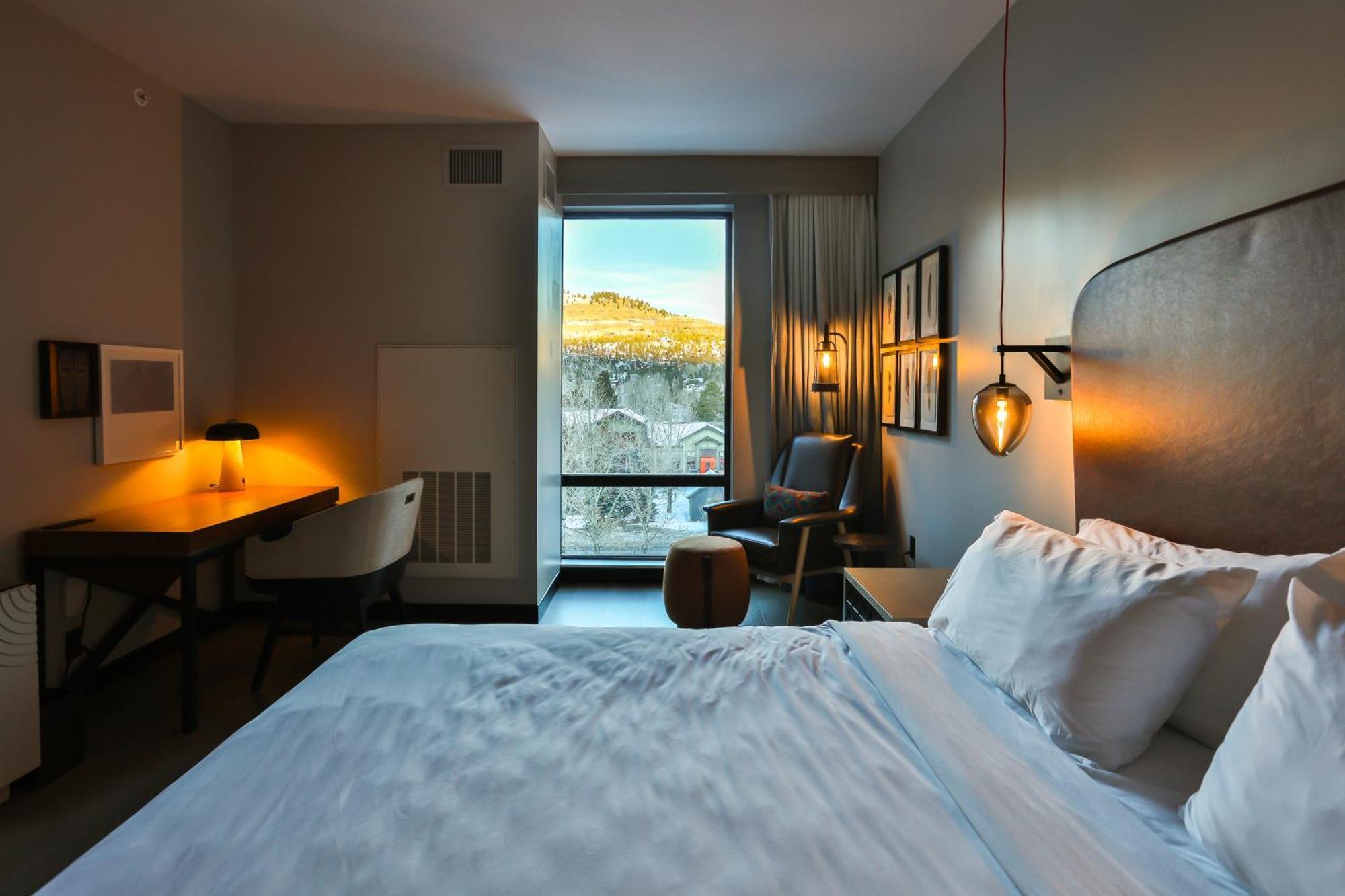 King Room Mountain View