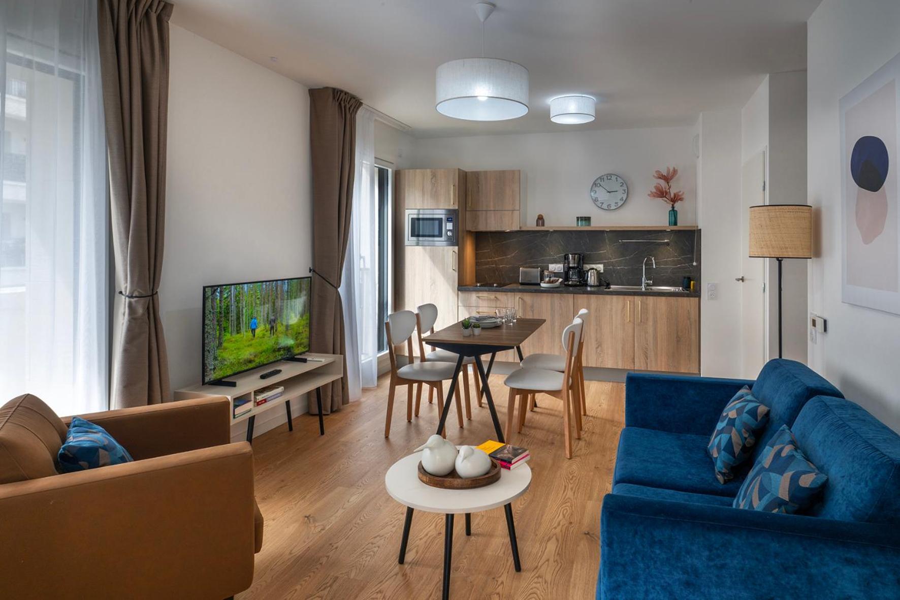 One-Bedroom Apartment