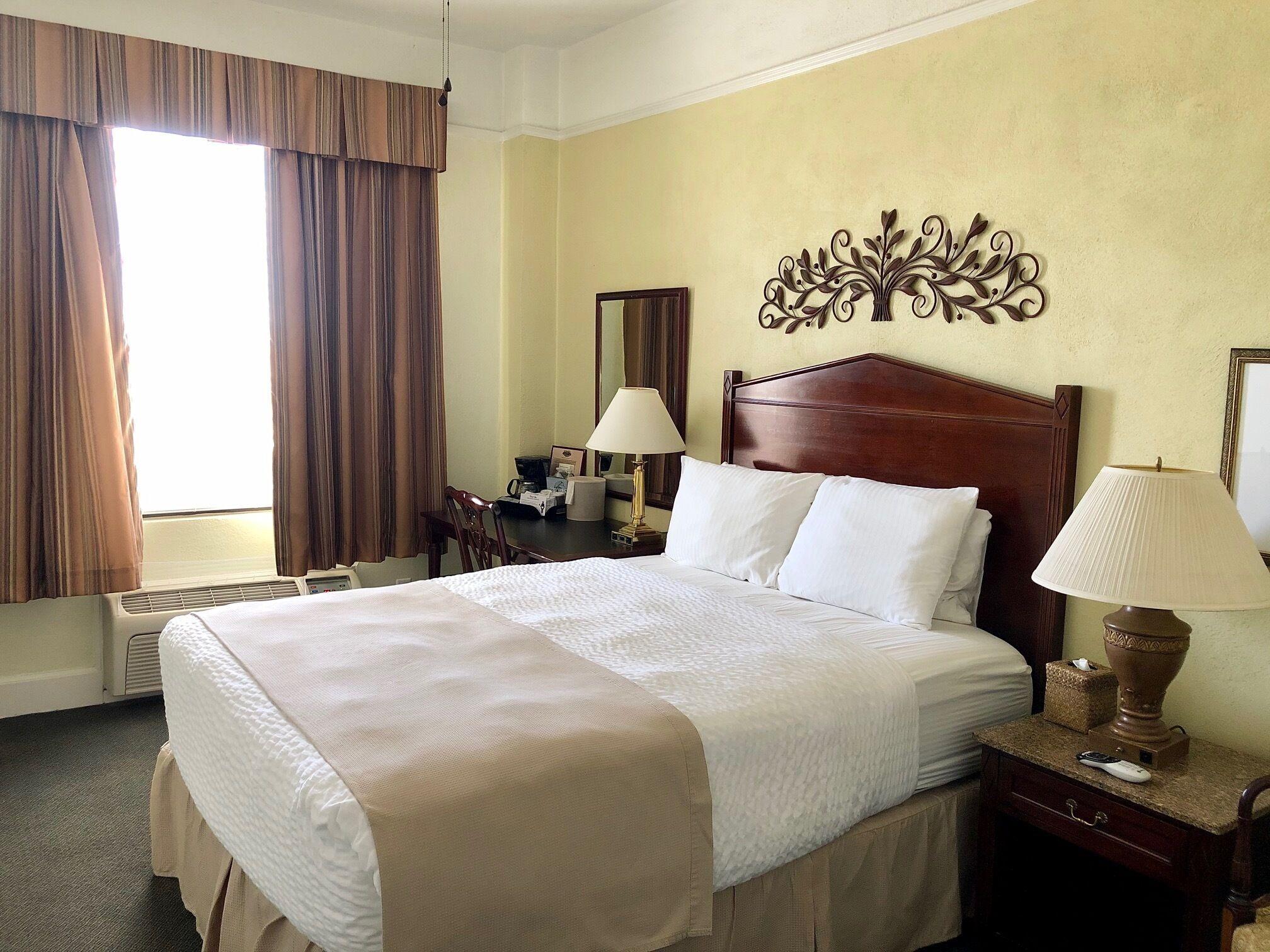 Queen Room