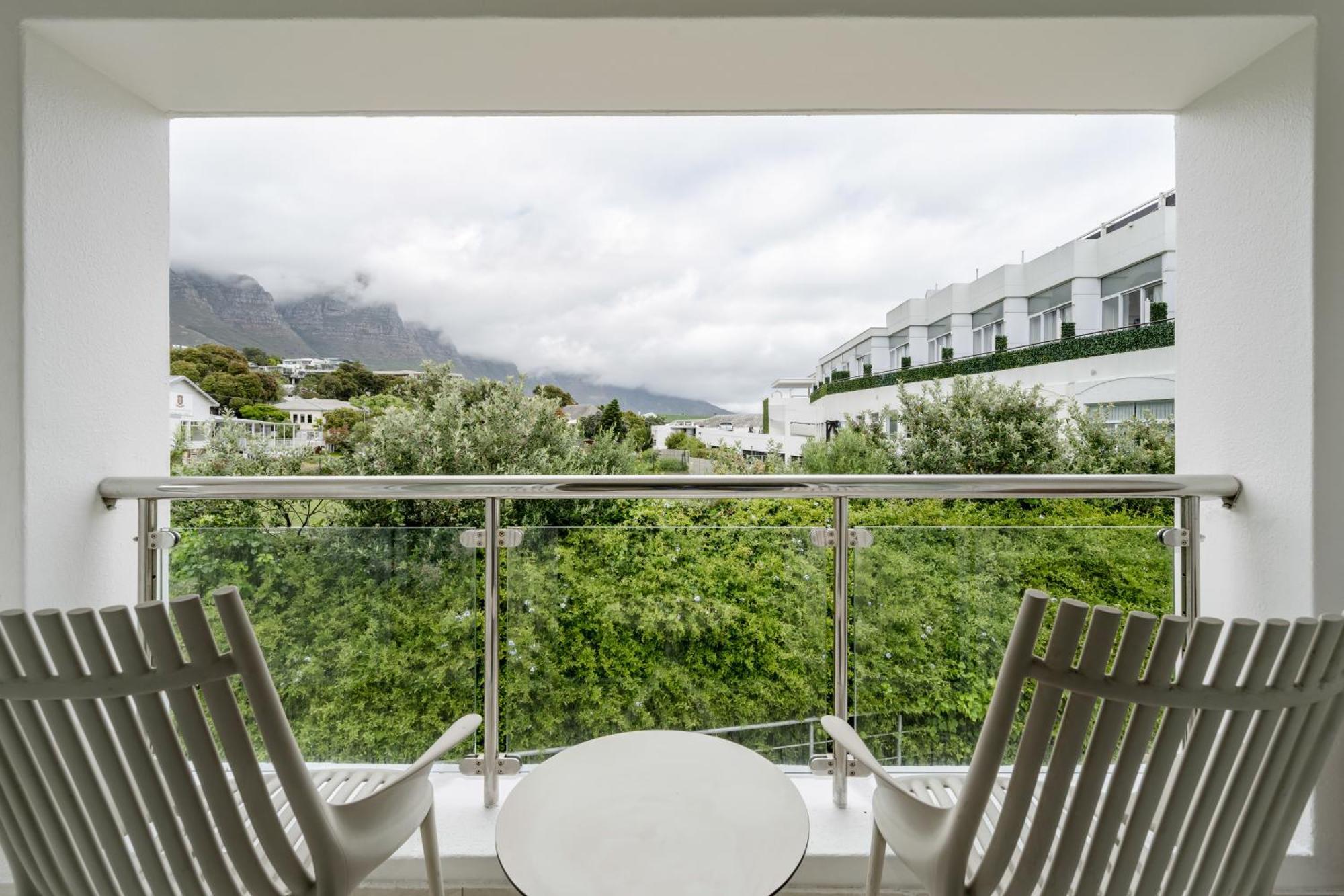 Mountain View Room