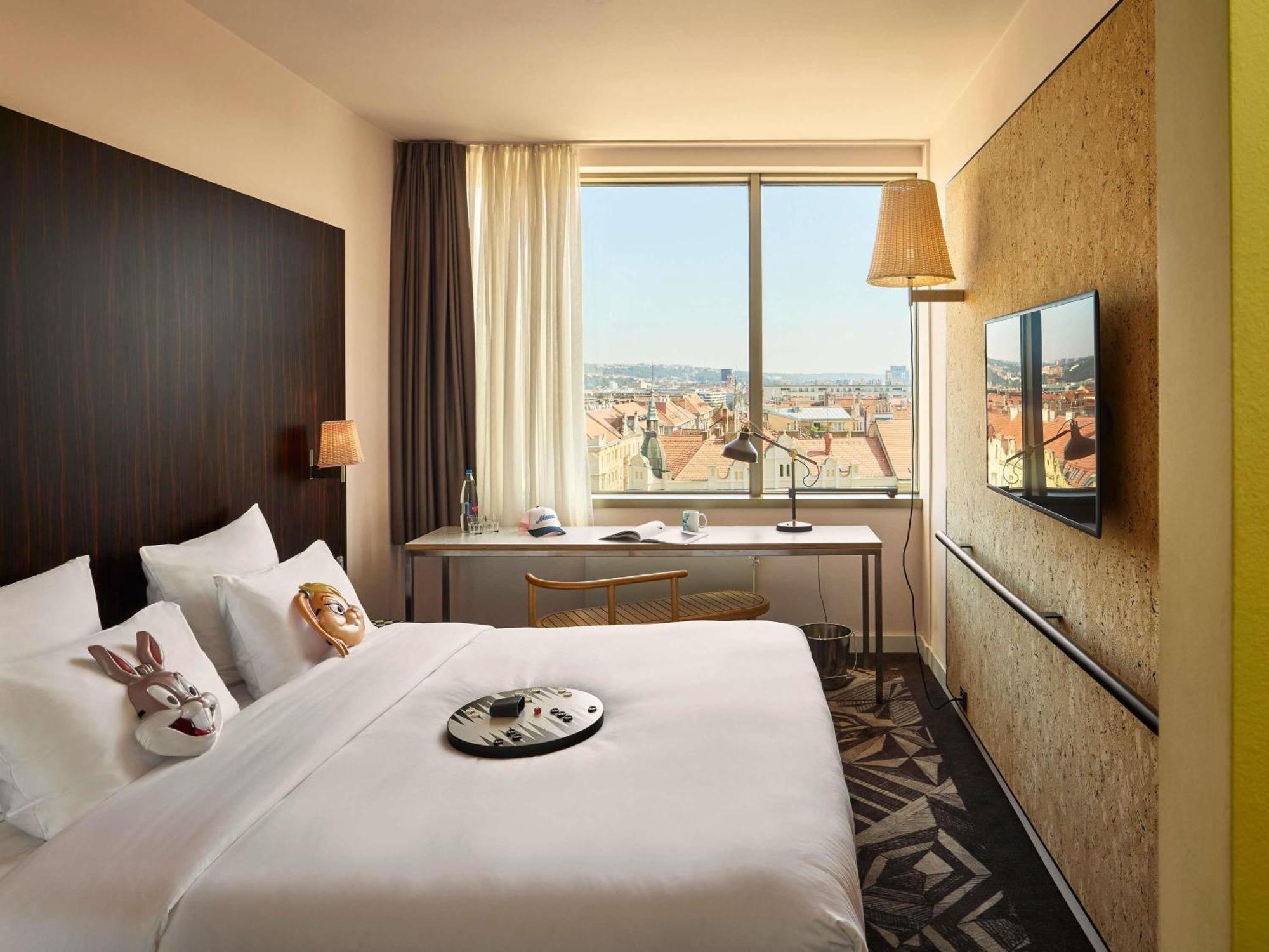 Double Room,1739362088:JPEG