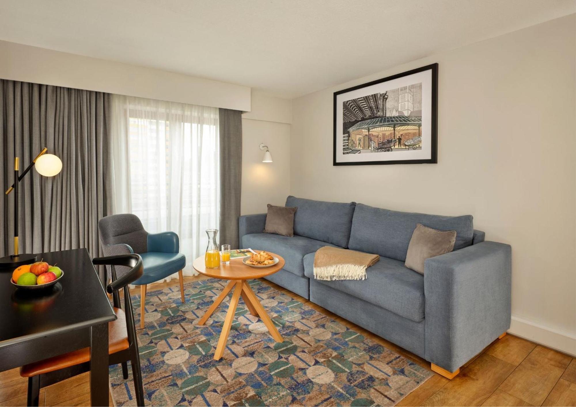 One-Bedroom Apartment