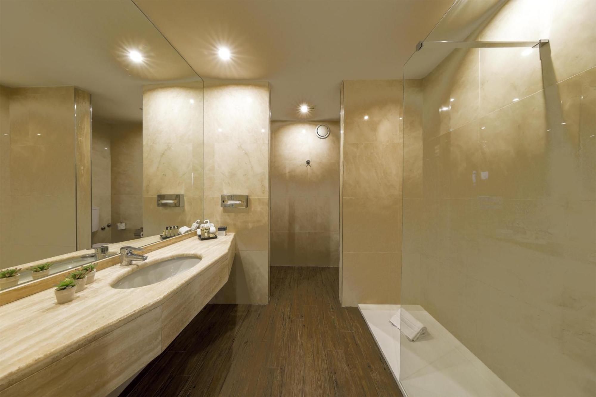 Comfort Twin Room Non-Smoking