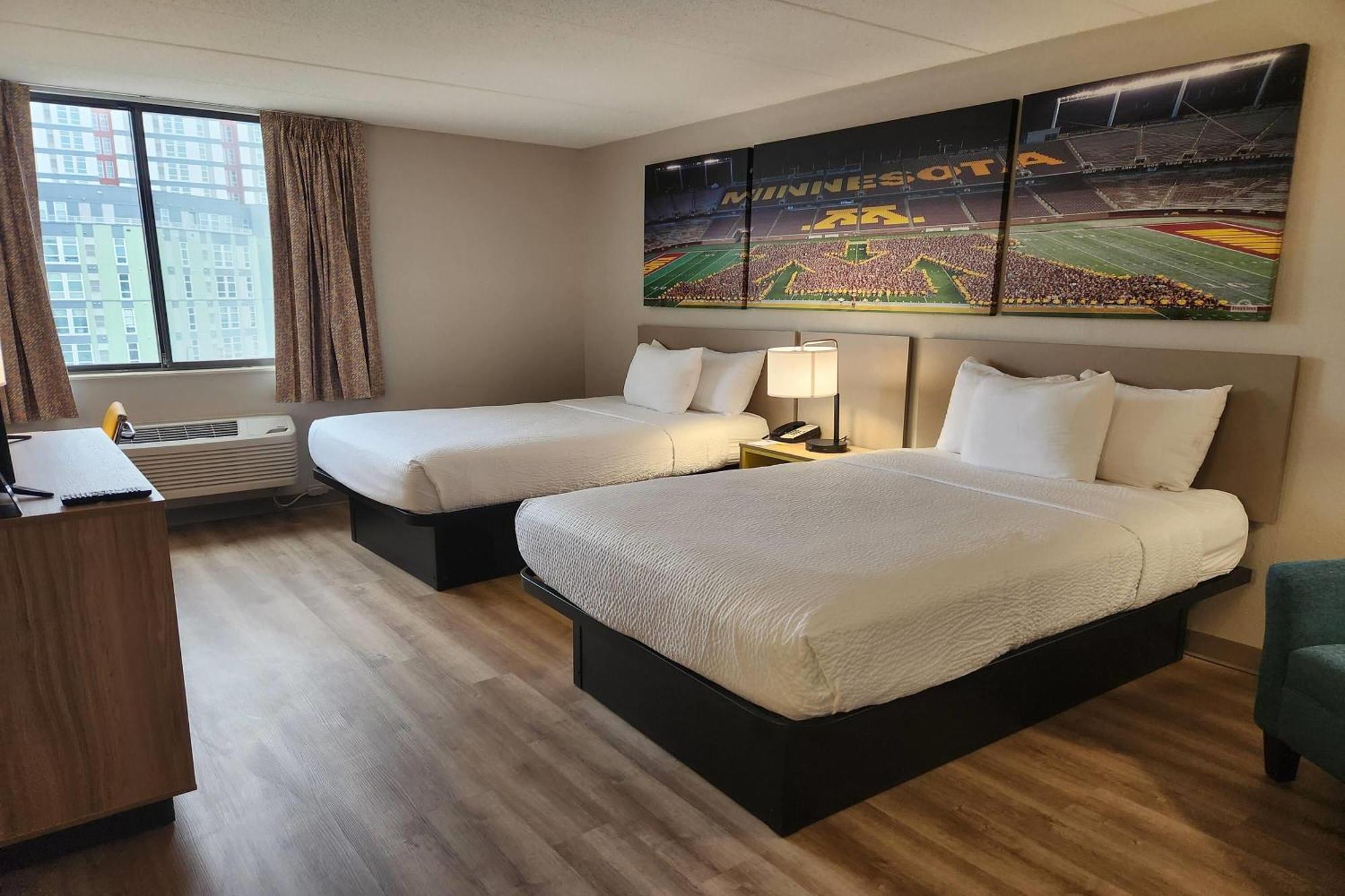 Executive Double Room Two Double Beds Non-Smoking