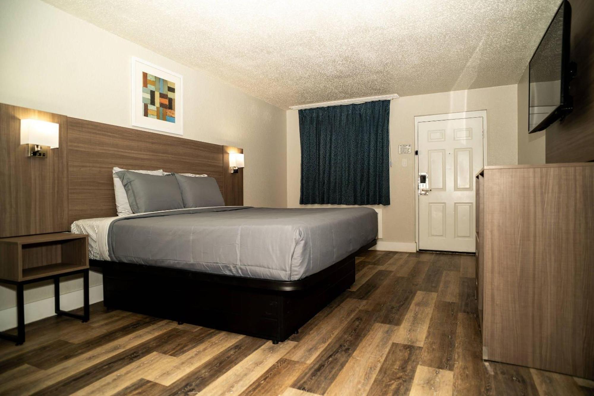 King Room Non-Smoking
