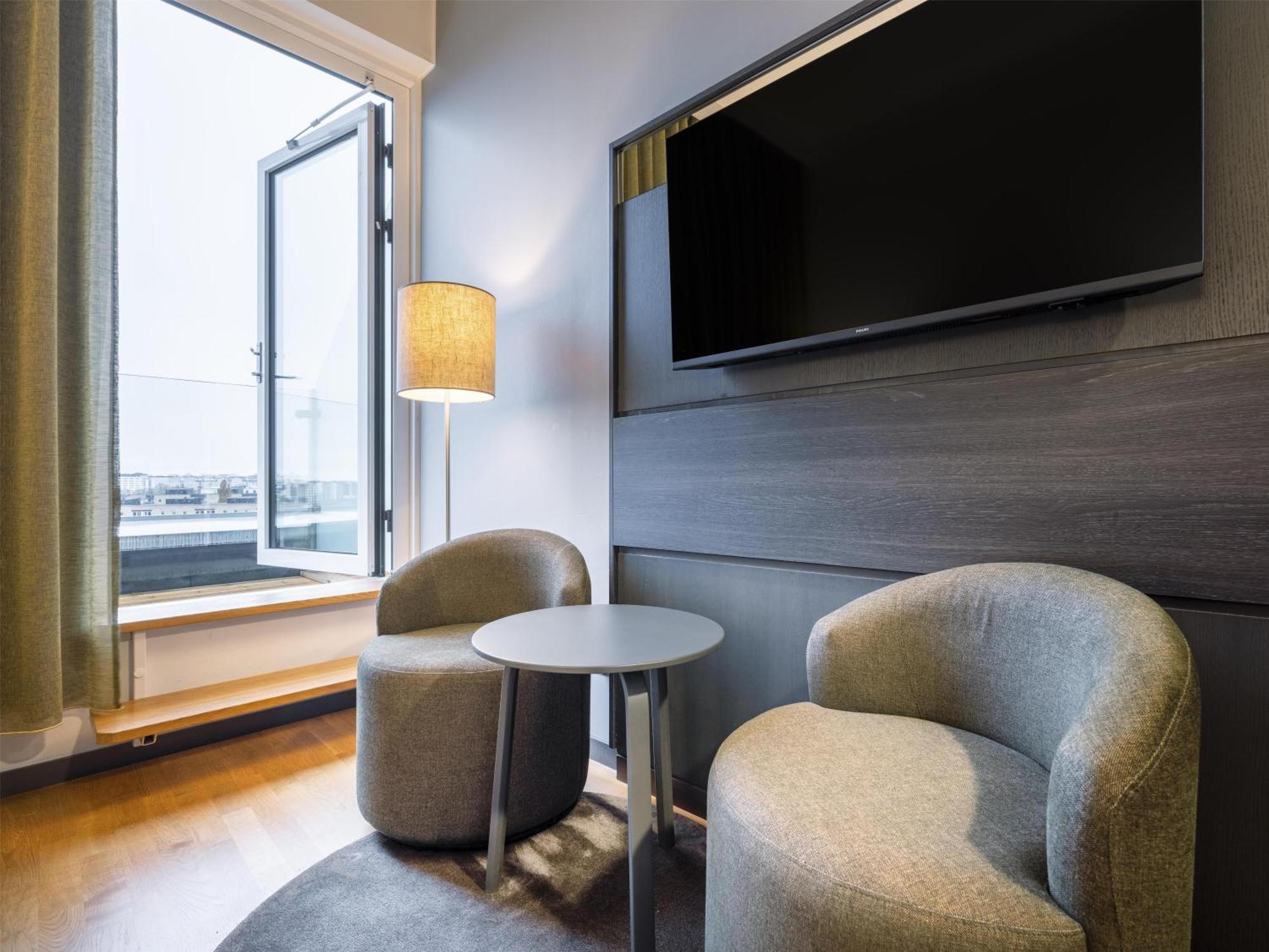 Standard Room City View Balcony