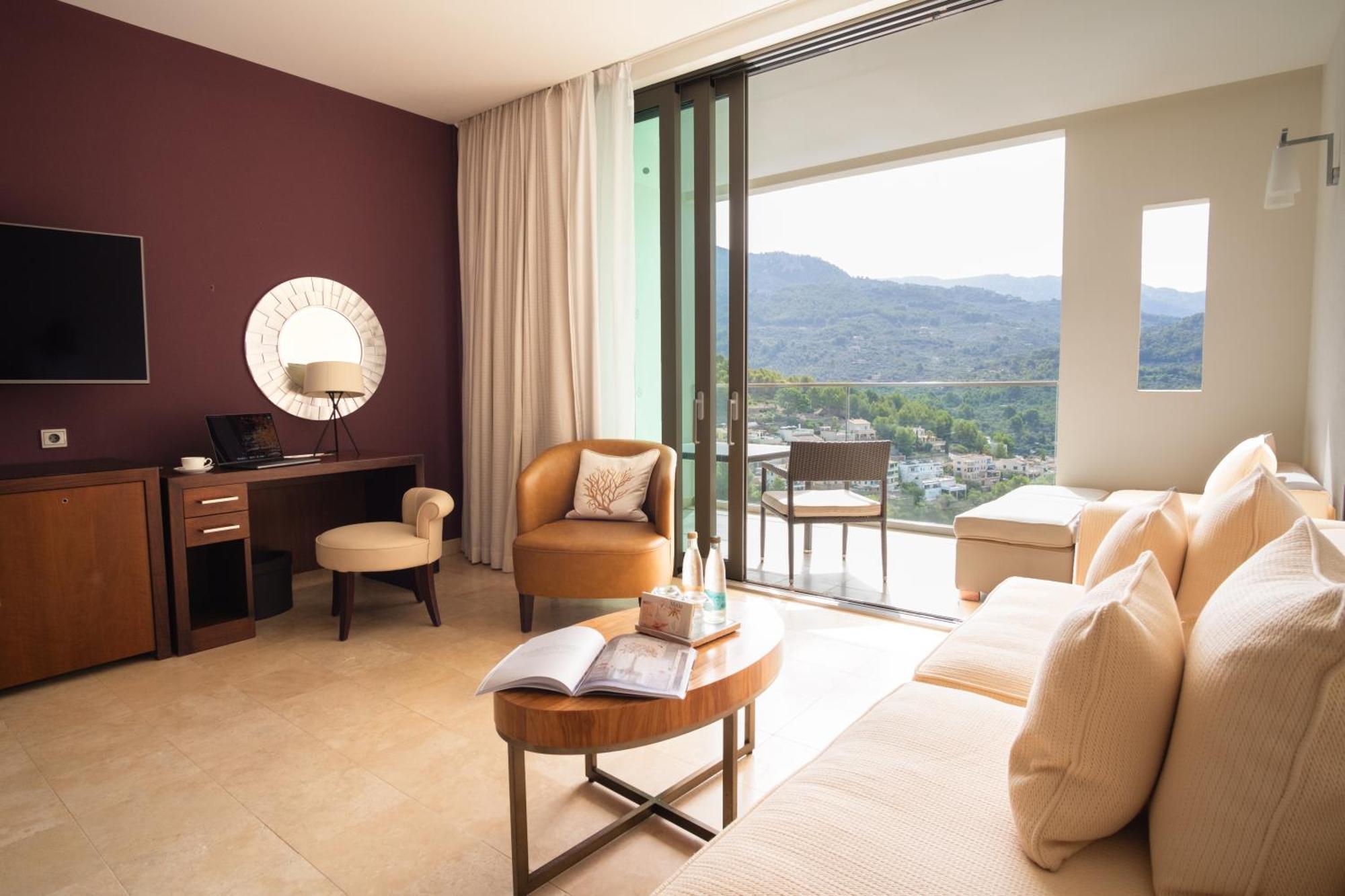 Junior Suite Port Soller View