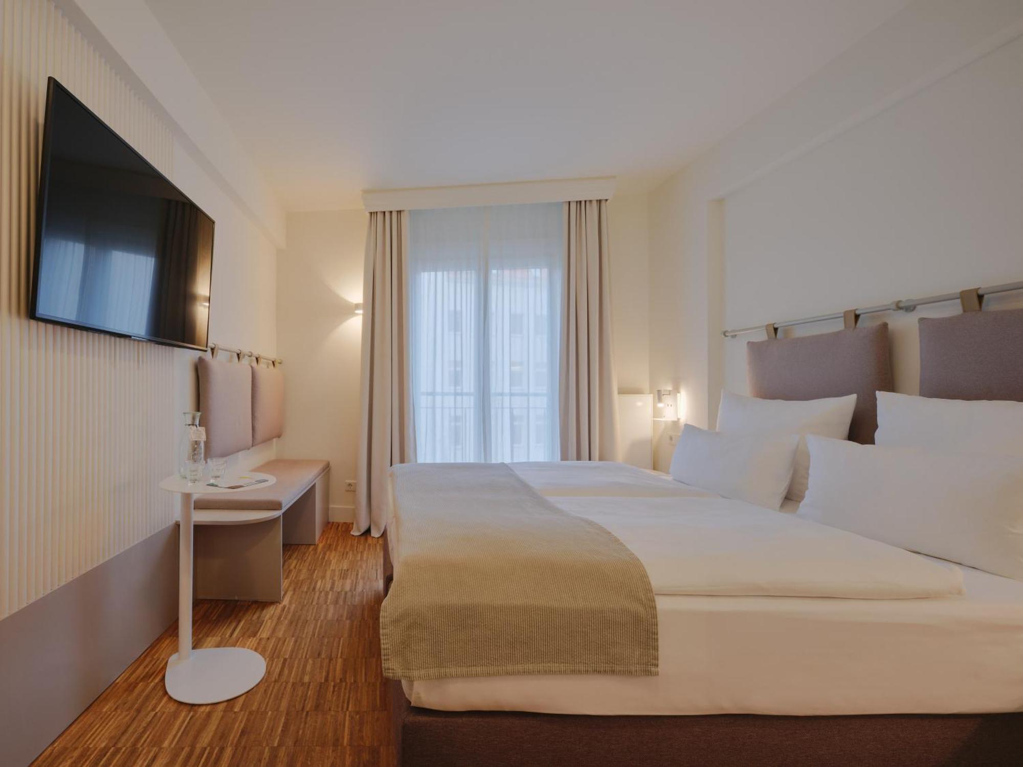 Classic Double Room