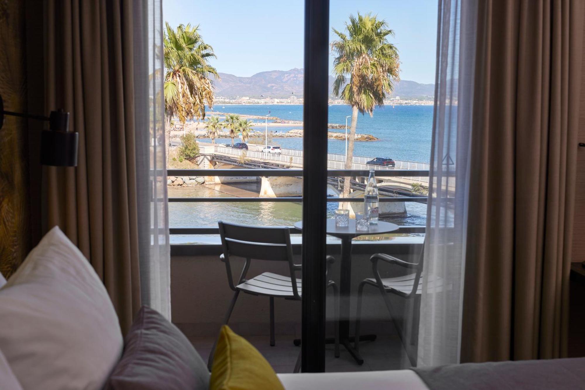 Family suite balcony