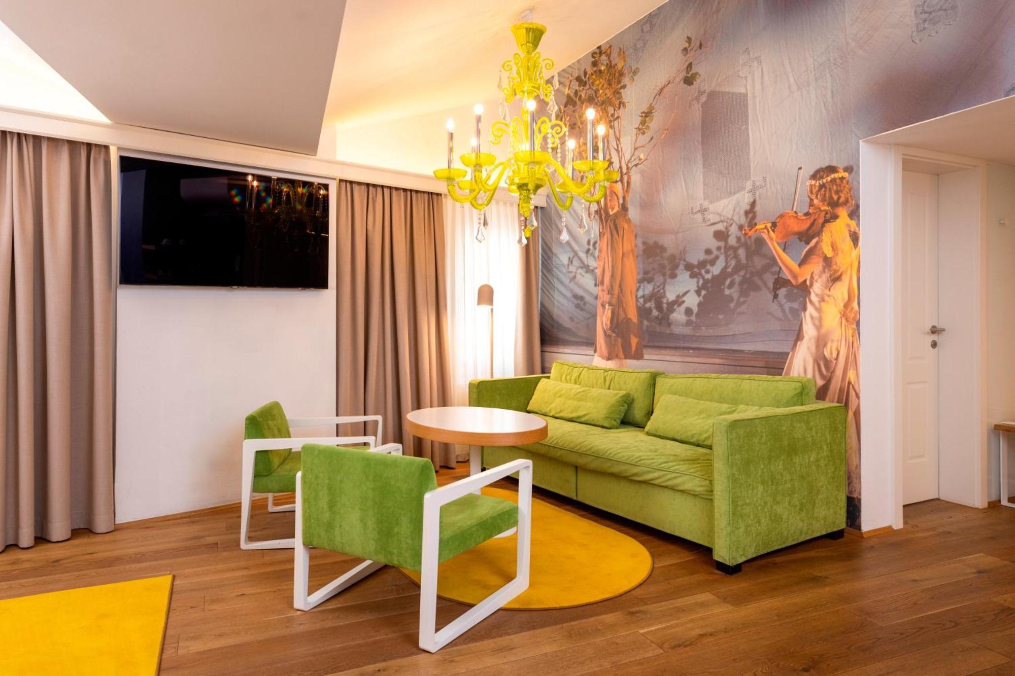 Suite with Roof Terrace