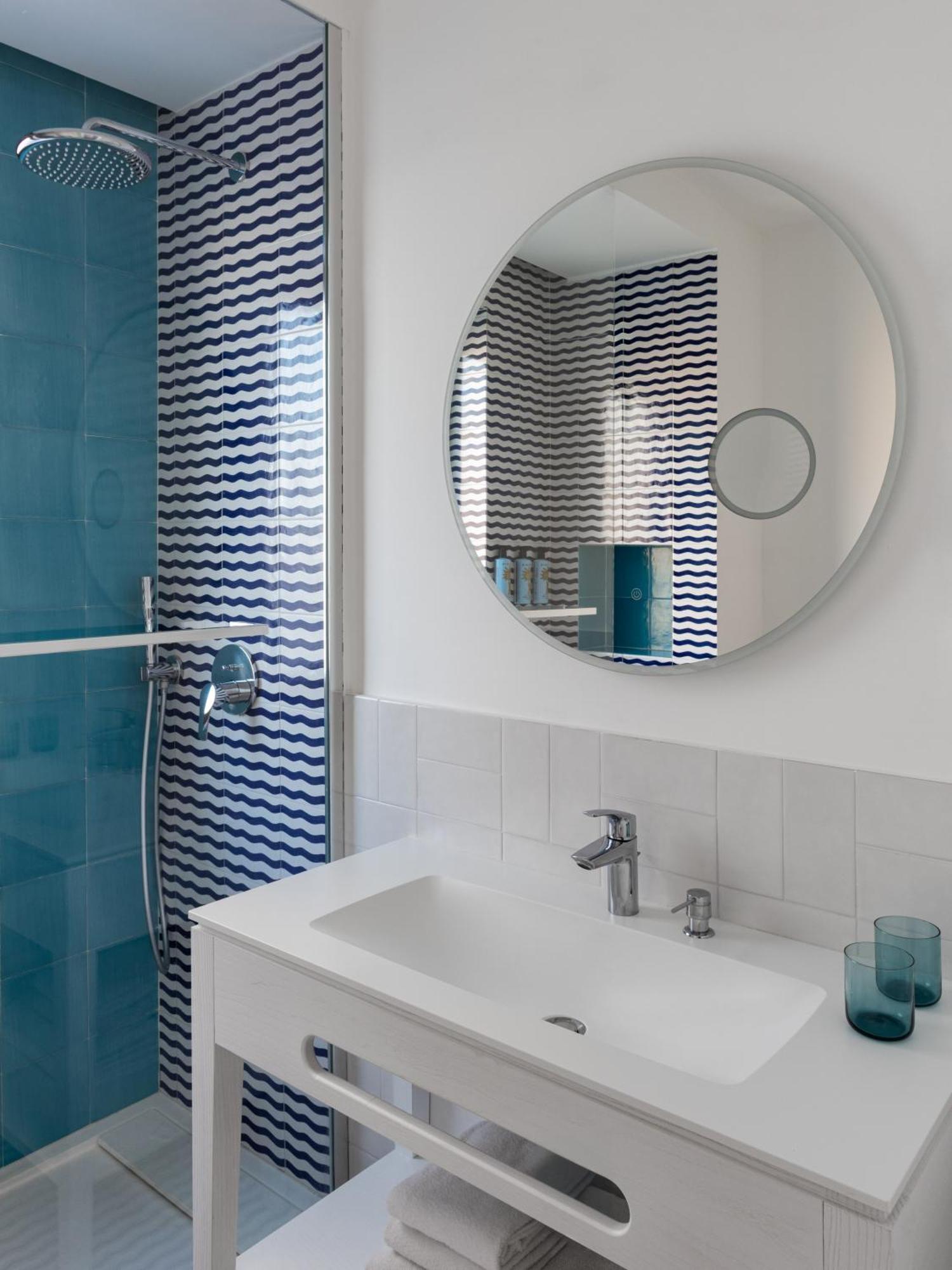 Standard Double or Twin Room Balcony