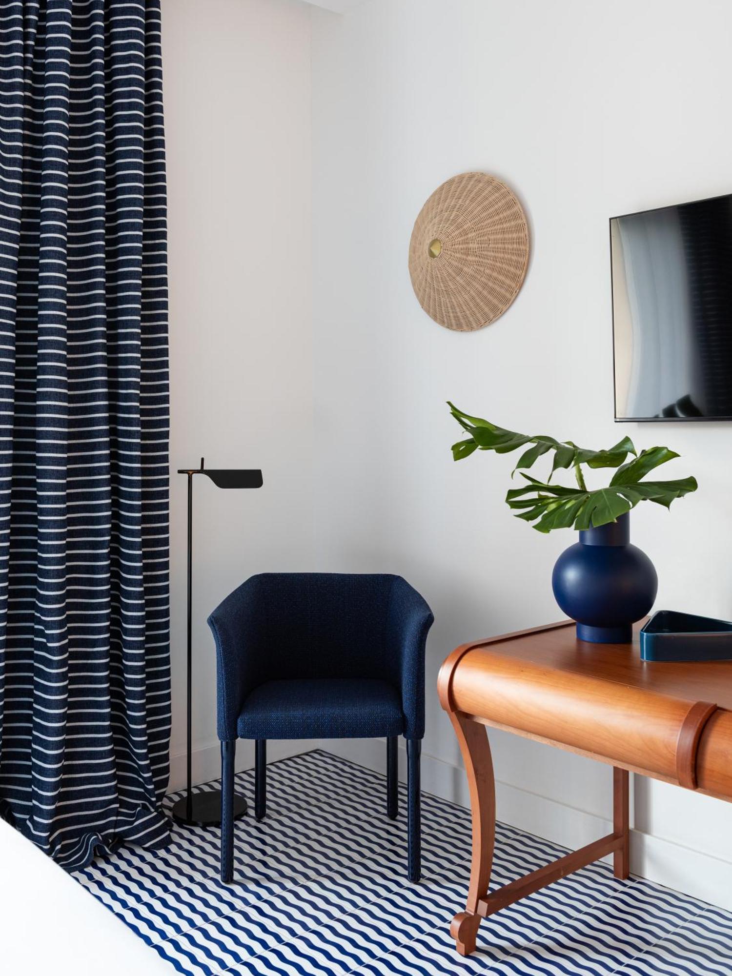 Standard Double or Twin Room Balcony