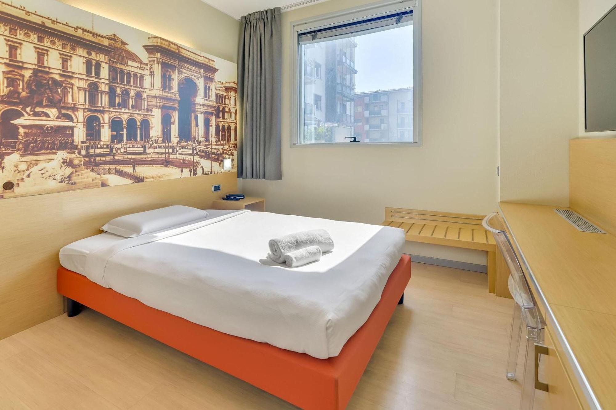 Queen Single Room