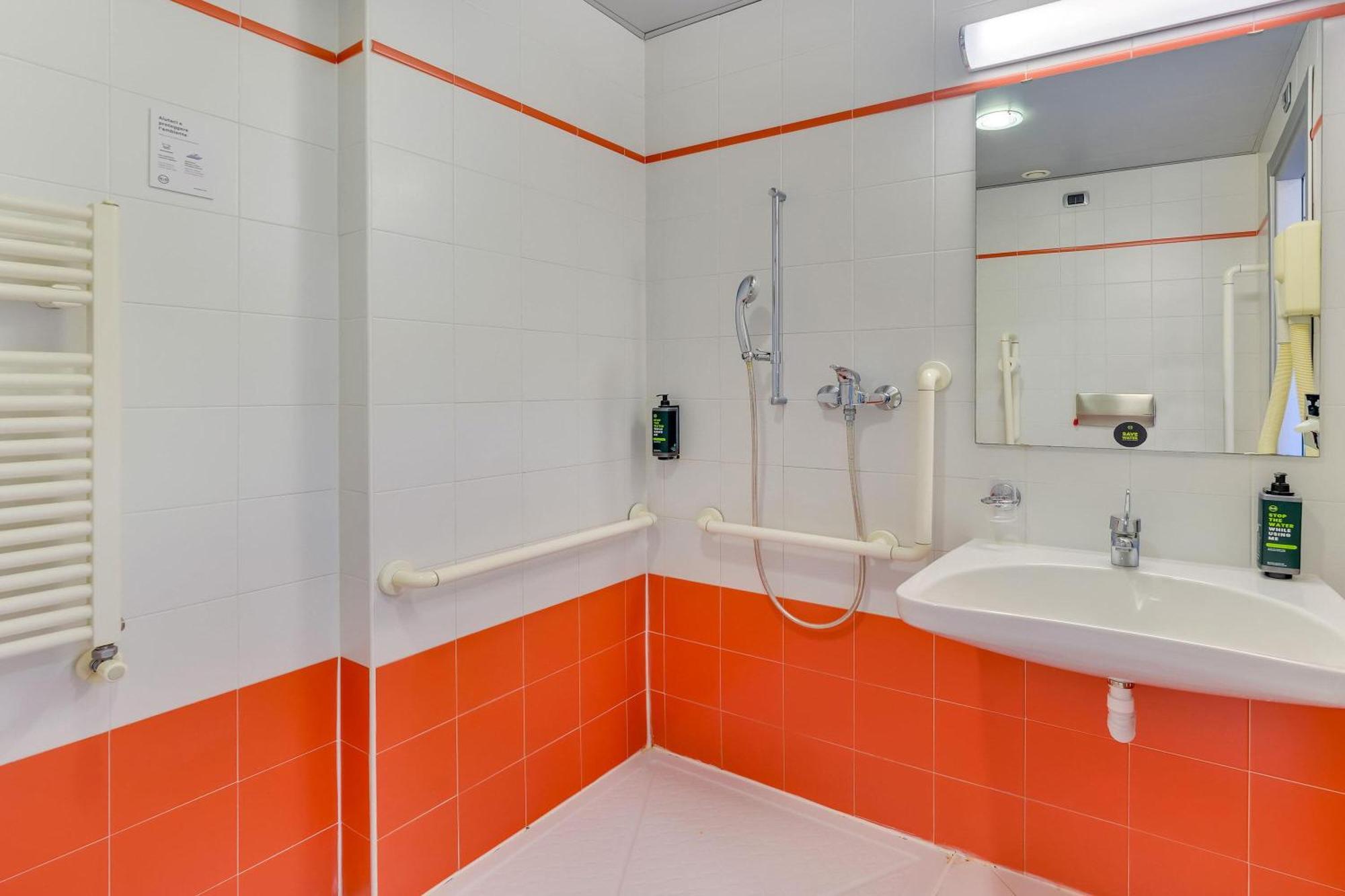 Single Room Disability Access