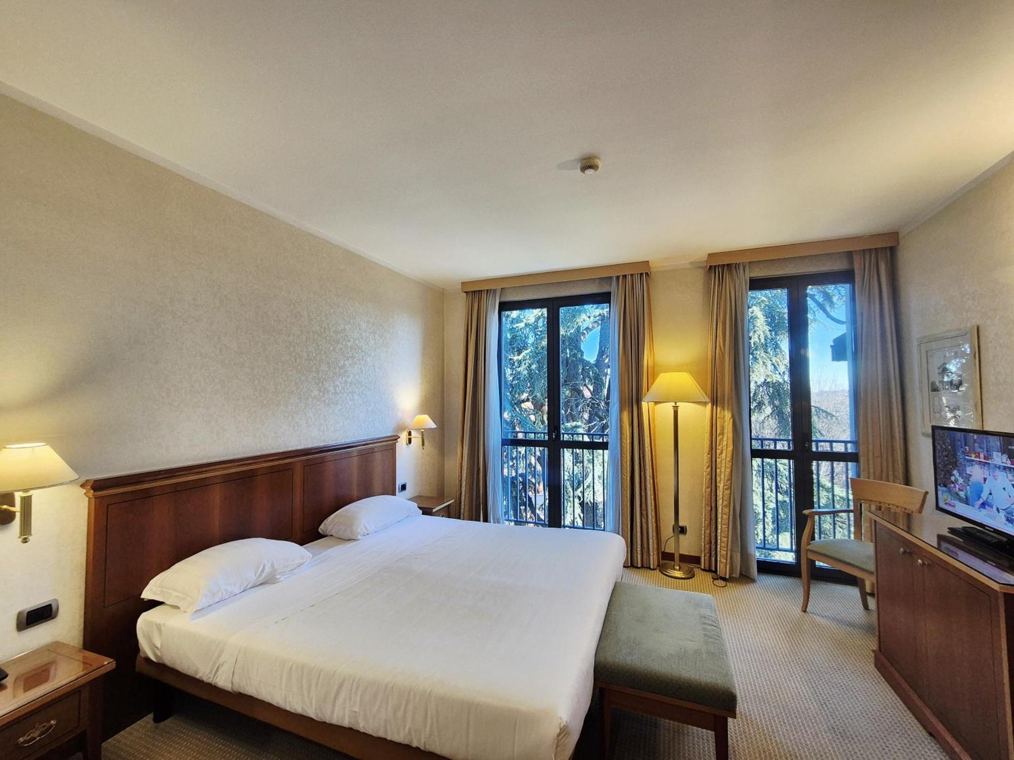 Double Room,1742589356:JPEG