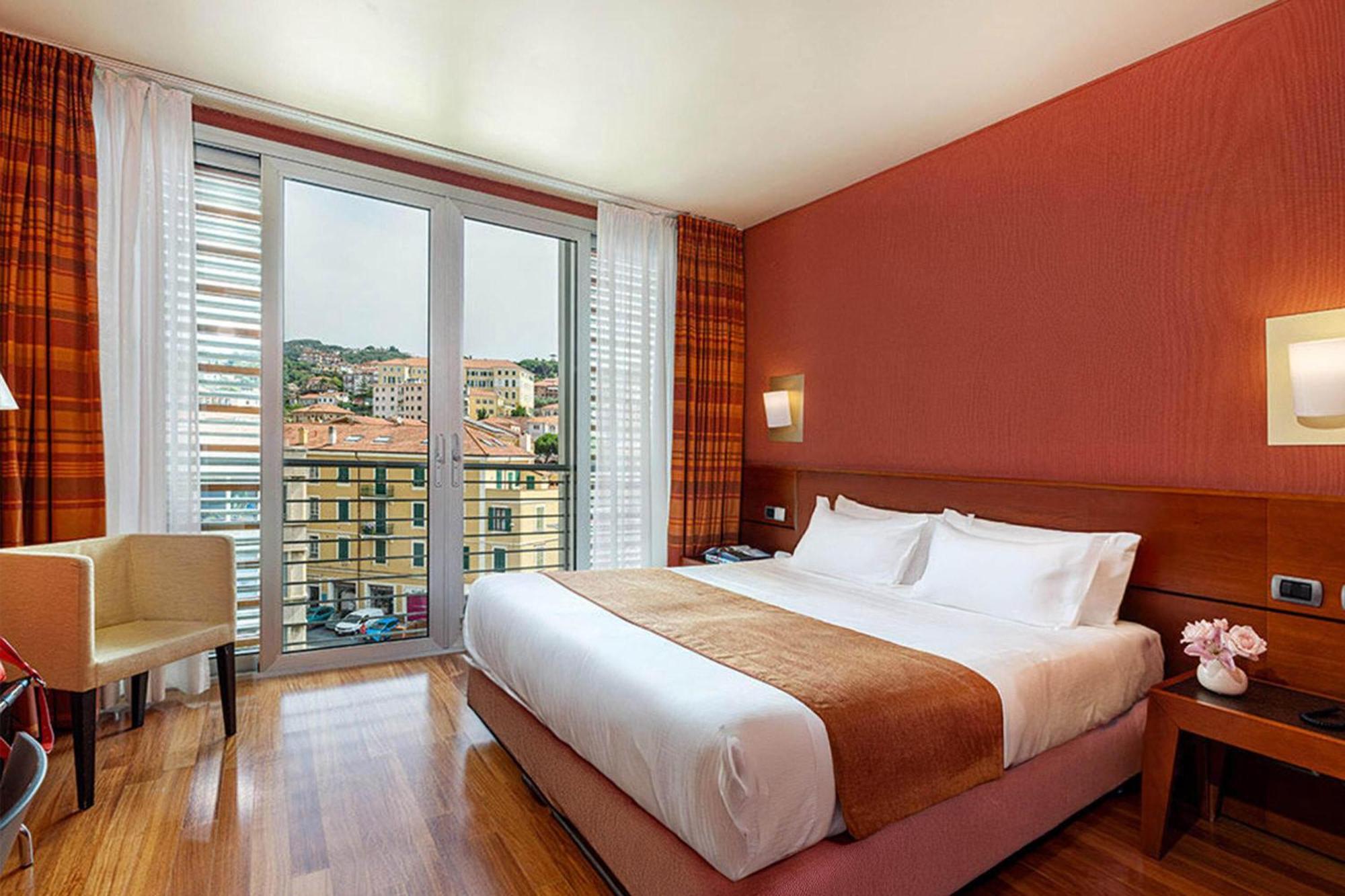 Double Room,1742589775:JPEG
