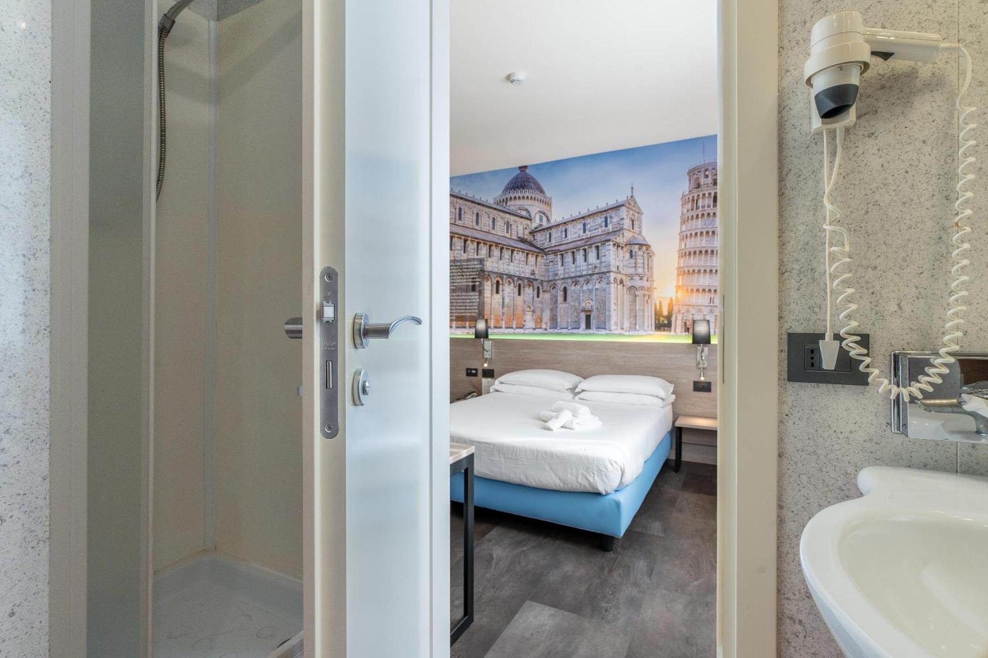 Economy Queen Room