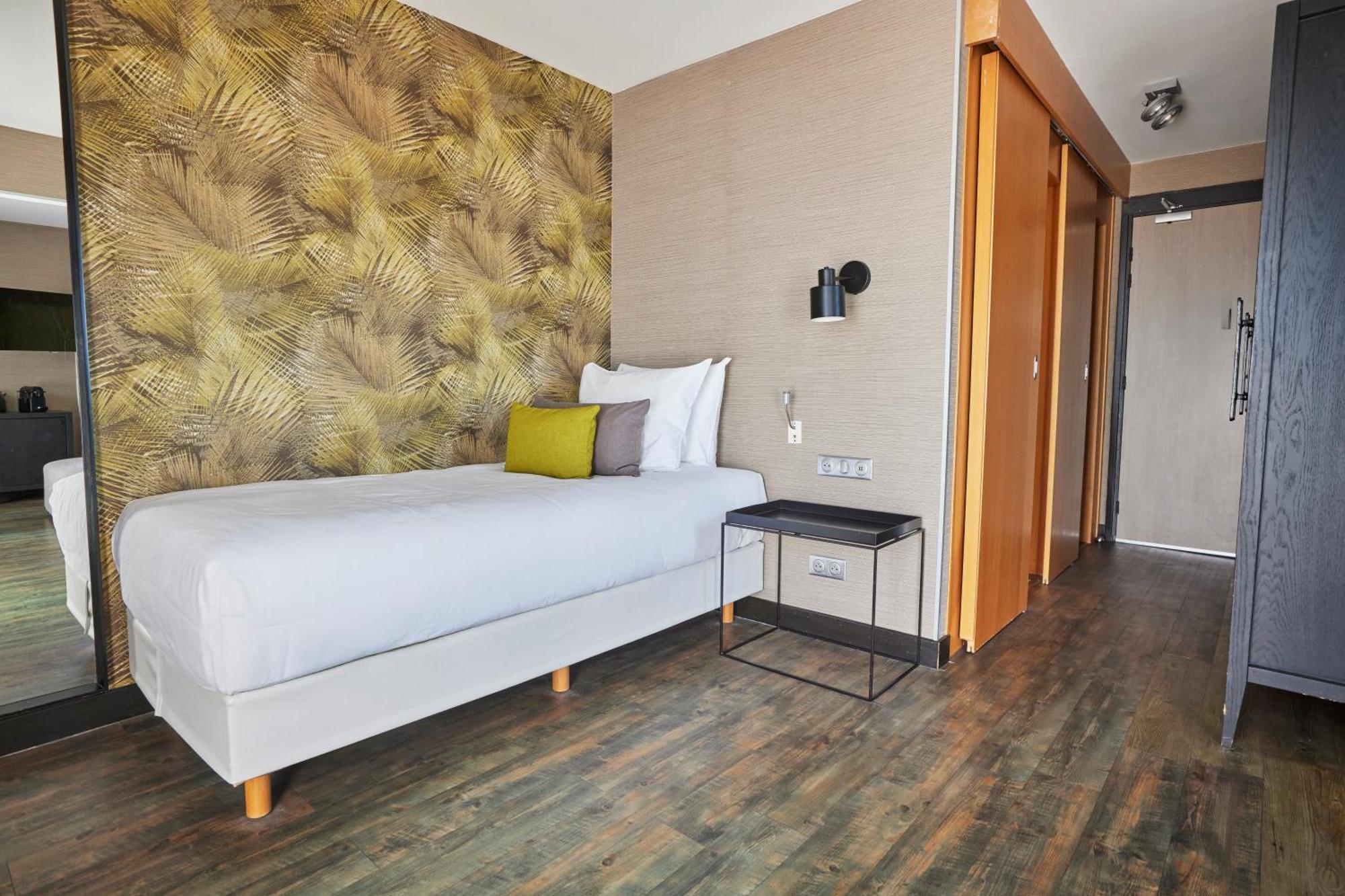 Superior Suite sea view balcony